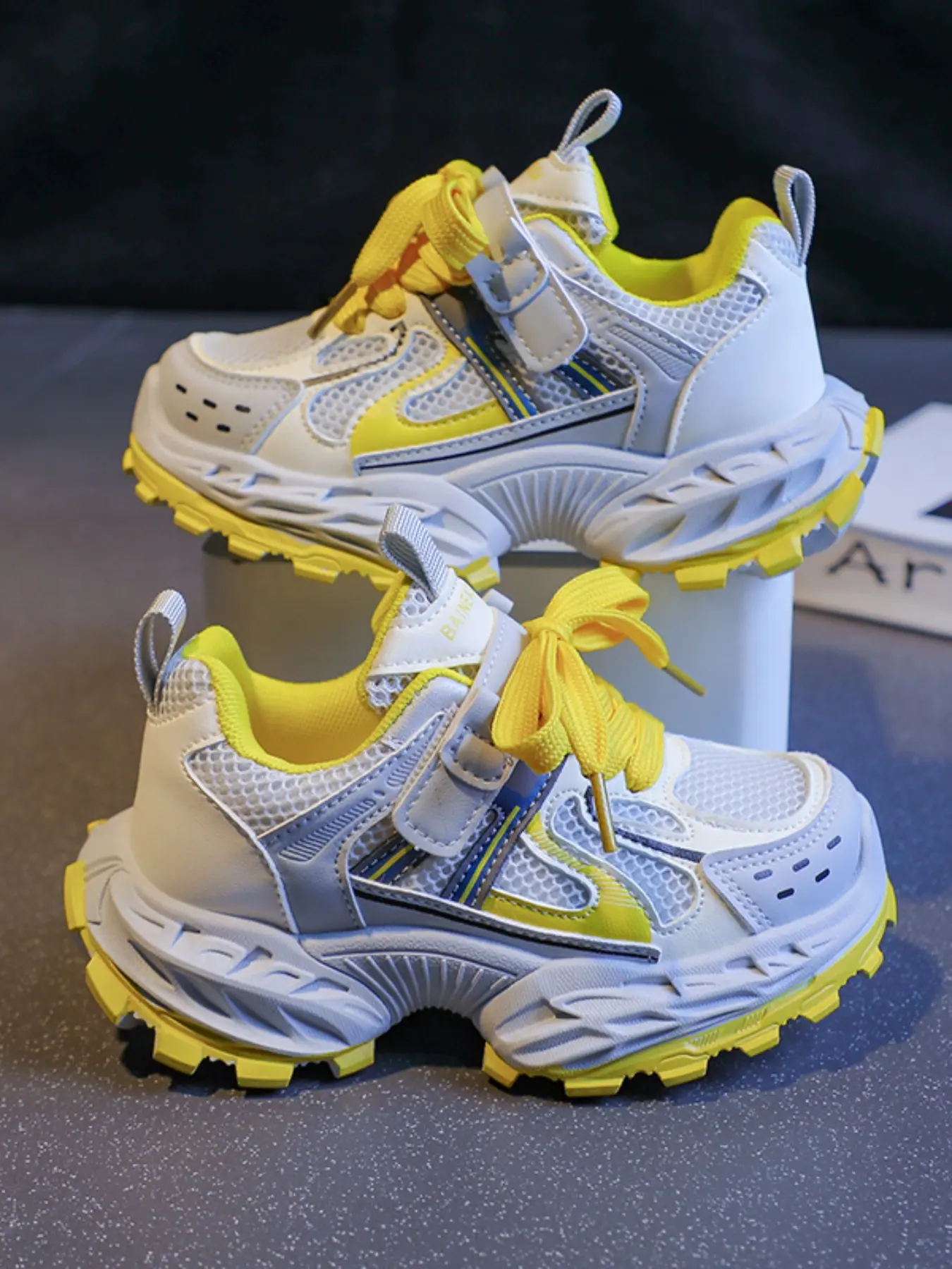 Fashionable Kids' Colorblock Sneakers, Breathable PU Leather, Rubber Sole, Casual Spring Fall Shoes, Perfect for School and Travel