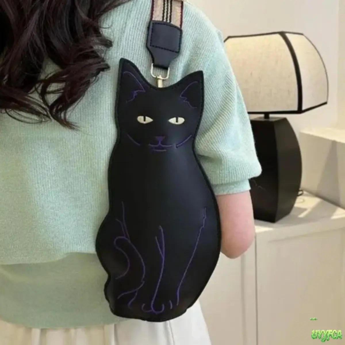 Women's Cute Cat-Shaped Fanny Pack - Lightweight PU Leather Crossbody Bags for Women, Secure Zipper, Wide Striped Strap for Daily Use, TikTok Shop Back to School