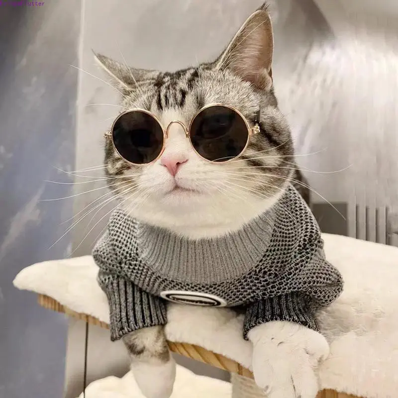 Retro Round Cat Sunglasses, Breathable Lightweight Pet Fashion Accessory for Small-Medium Cats, Cute Photo Props for Family Matching Looks & Holiday Parties