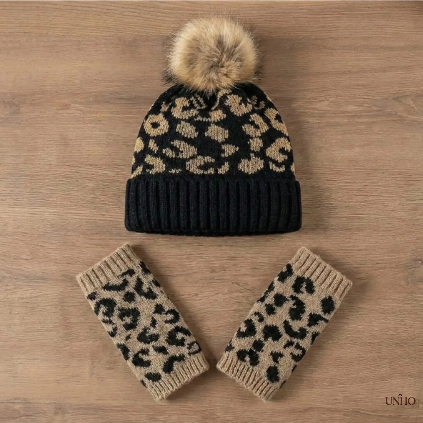 New Autumn Winter Knitted Leopard Print 2-Piece Hat & Gloves Set, Soft Warm Thermal Knit Beanie And Touch Screen Gloves, Fashion Windproof Daily Outfit Accessories For Cold Weather Travel & Street Shooting
