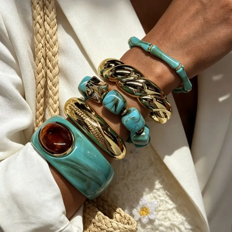 5 Pcs Women's Fashion Bracelets, Boho Vintage Decorative Beads Bracelets, Stretch & Open Cuff Stackable Design Elastic Bracelets, Perfect for Daily Wear, Gifting & Parties, Versatile