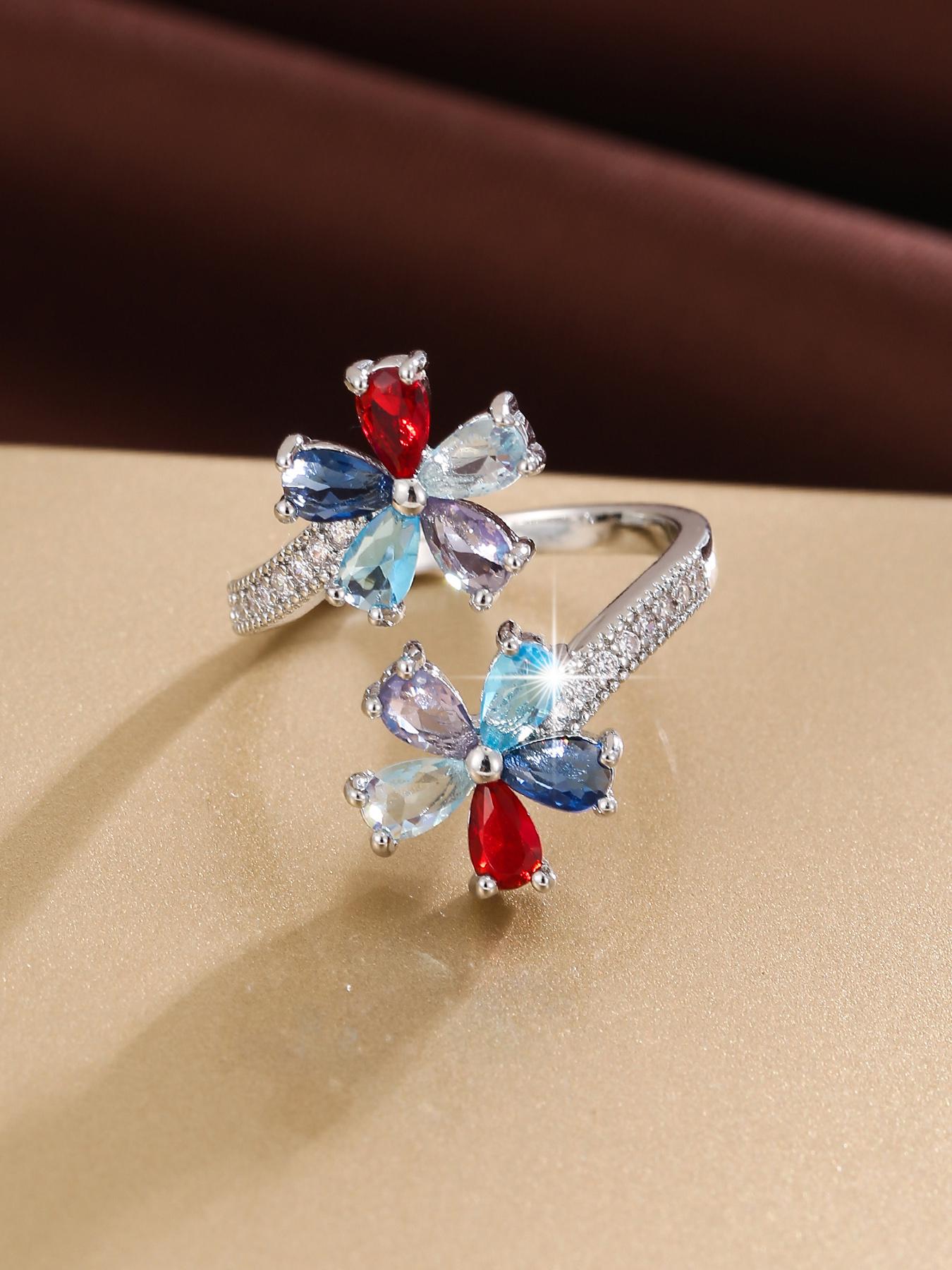 A fresh floral design with an artificial zircon opening for adjustable ladies' rings Cubic Zirconia Rings