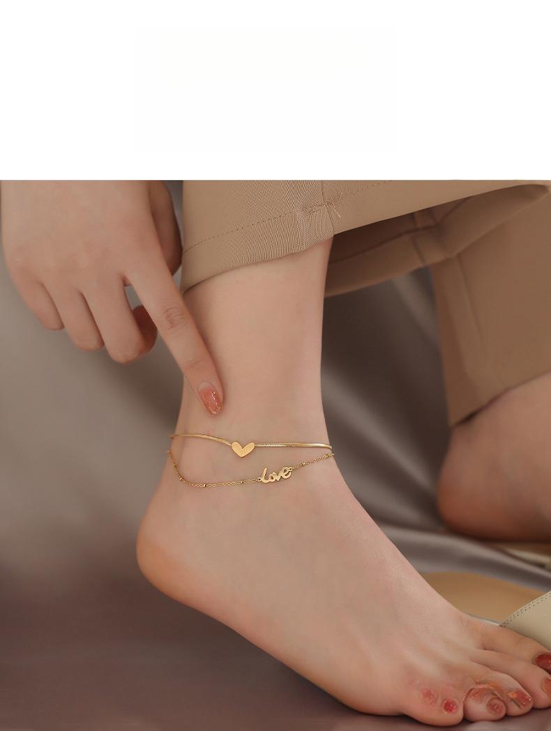 New Fade-Resistant Minimalist Anklet for Girls – Premium Red String with Lucky Character – Summer Fashion Light Luxury Heart Foot Jewelry