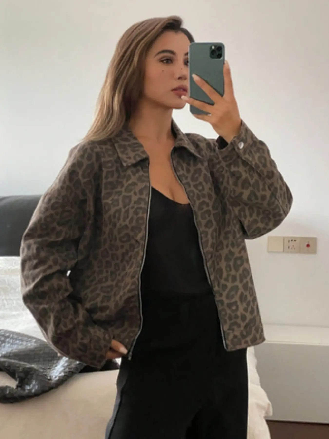 Casual Retro Vintage Zipper Leopard Print Denim Jacket Coats for Women, Stylish and Comfortable, Perfect for Everyday Wear, Trendy Fashion Outerwear