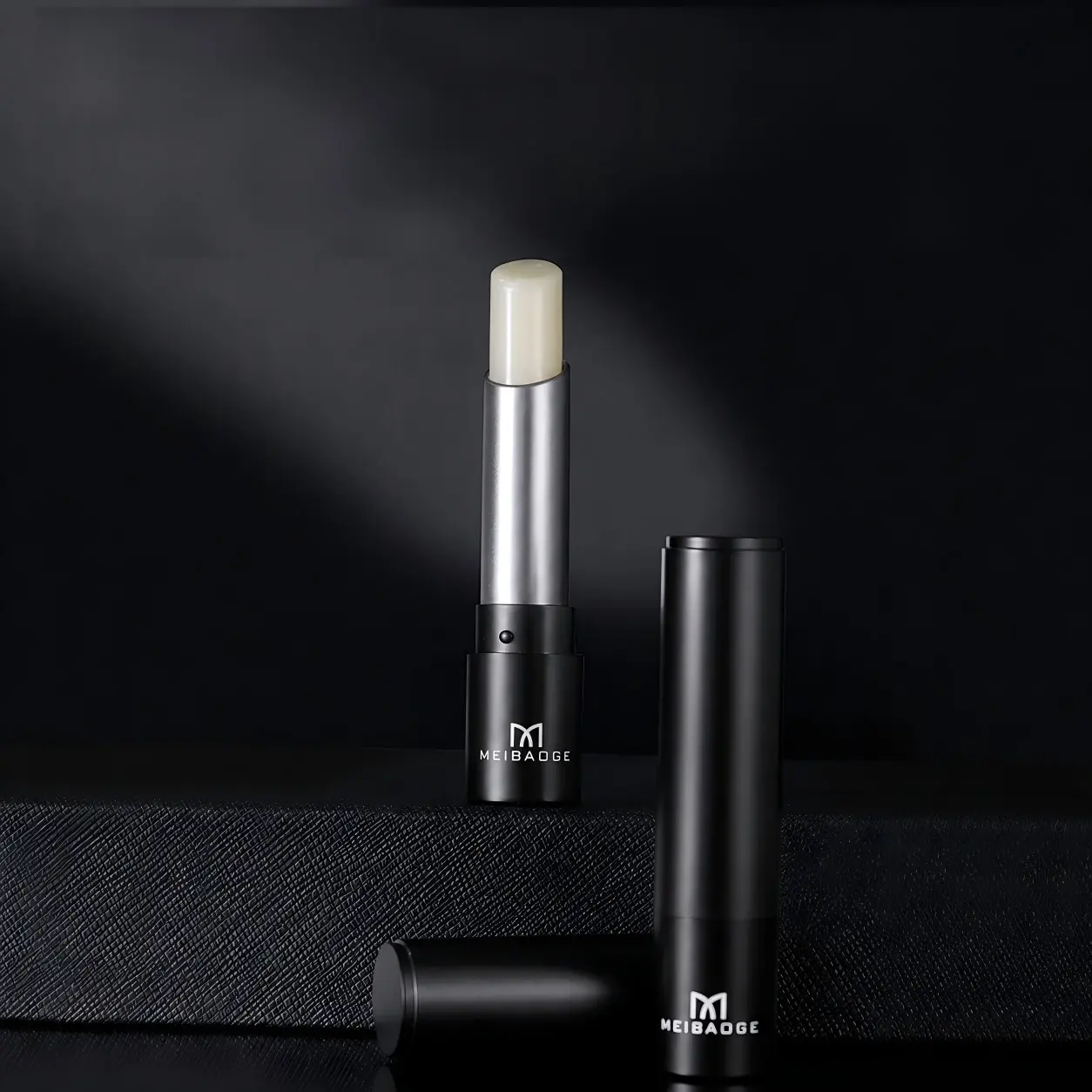 Mabao Men's Lip Balm, Moisturizing Hydrating Anti-Cracking Lip Care, Nourishing Lip Balm for Men, Essential Men's Skincare Product