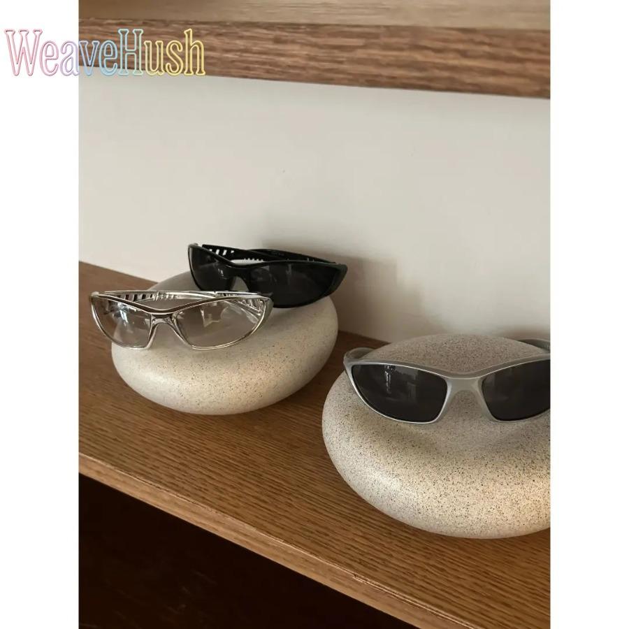 2026 Year-End Sale Cyberpunk Silver Glitter Sunglasses, Square Reflective Mirror Frame Fashion Shades, Futuristic High-Tech Cool Stylish Eyewear for Women Men, Night Out Party Music Festival Rave Club Streetwear Daily Outfits Trendy Sparkling Sun Glasses