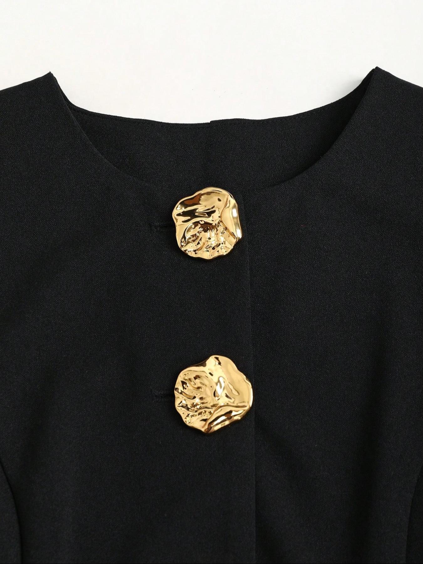 Women's Basic French Metal Button Sleeveless Thin Fit Blazer, Casual Daily Wear Jacket, Lightweight Outerwear for Spring & Fall, Garment