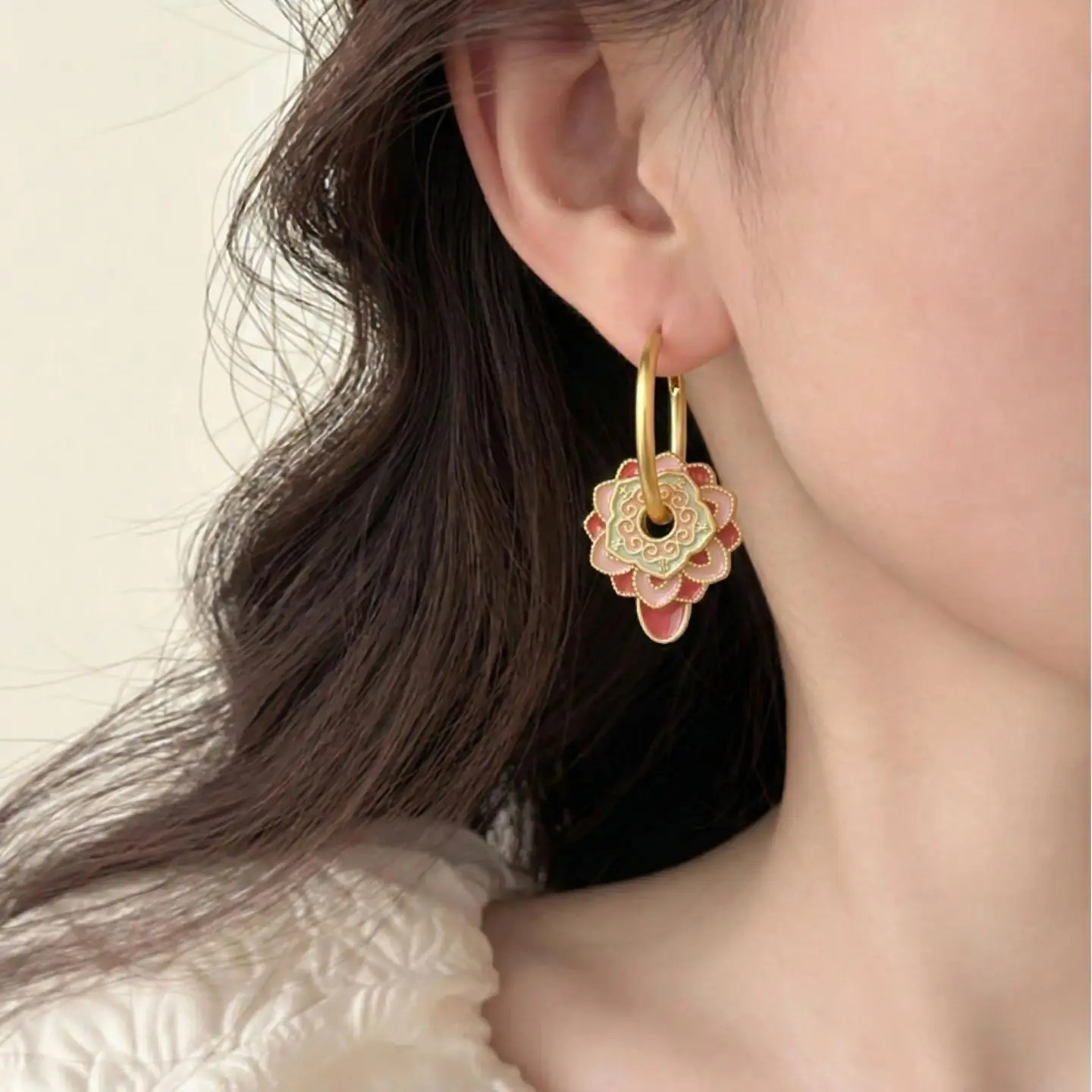 New Chinese Style Enamel Earrings, High Grade, Light and Luxurious, Wear More Pink Colored Earrings, China-Chic Style