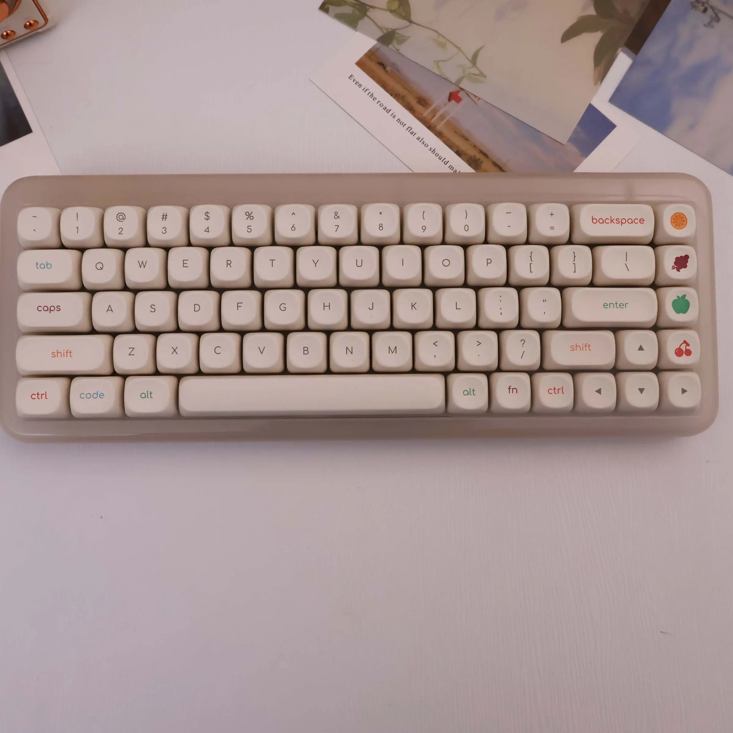 125 Key Cute Yogurt Pbt Keycaps, Dye Sublimation Process, Moa Profile, Compatible with Mx Axis Mechanical Keyboard, for 61/64/68/87/96/104/108 Keyboards