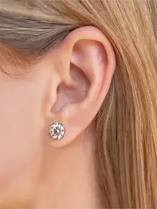 1 pair of elegant and shiny genuine S925 sterling silver 0.5 carat moissanite snowflake earrings, suitable for women's dating parties, eternal promises, weddings, engagement earrings, women's exquisite jewelry, anniversary gifts, special selection