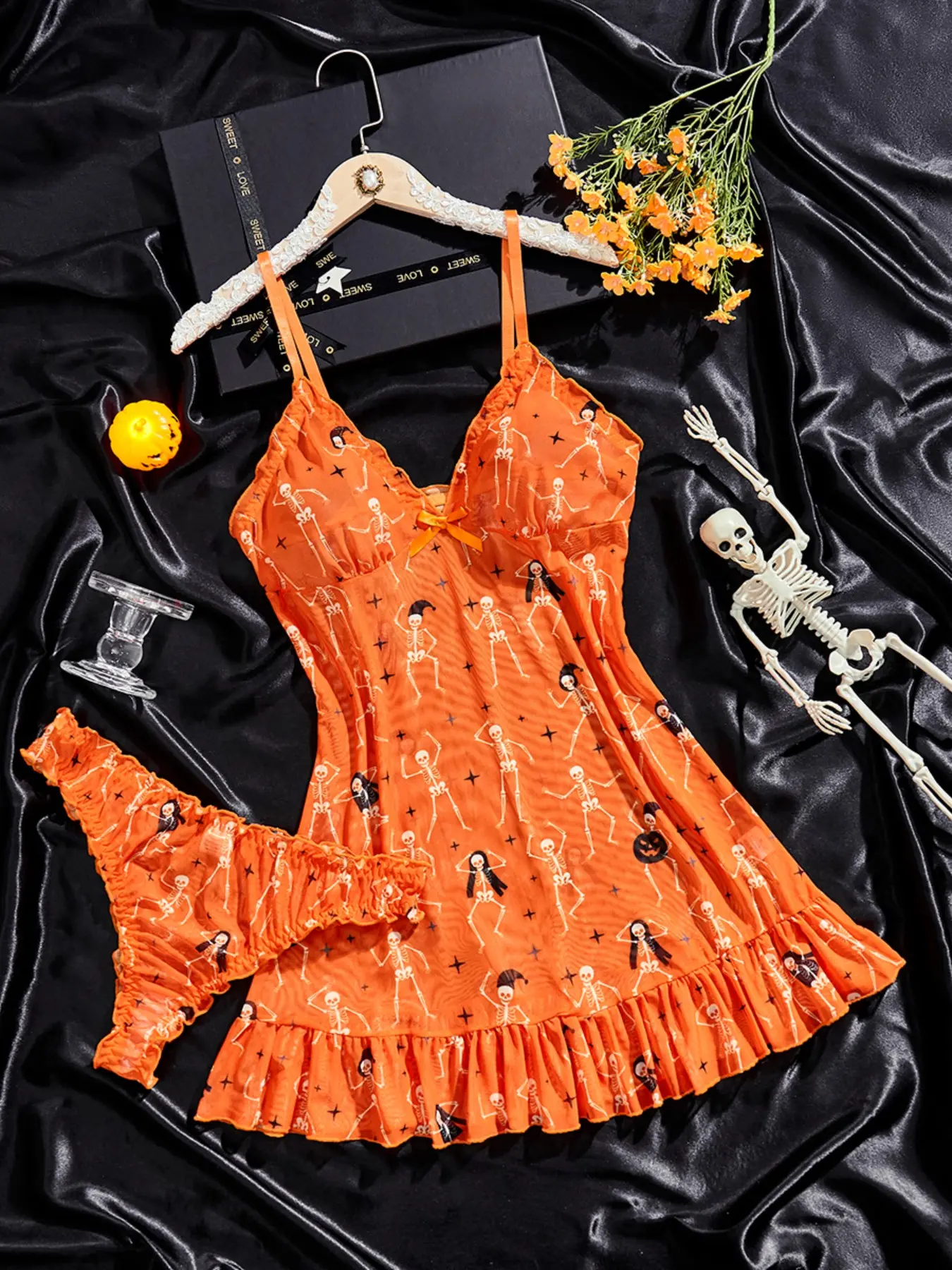 Halloween Sleeveless Halter Dress, Mesh Print Soft Comfortable Halter Dress (includes Underwear), Party Style, Slim-Fitting