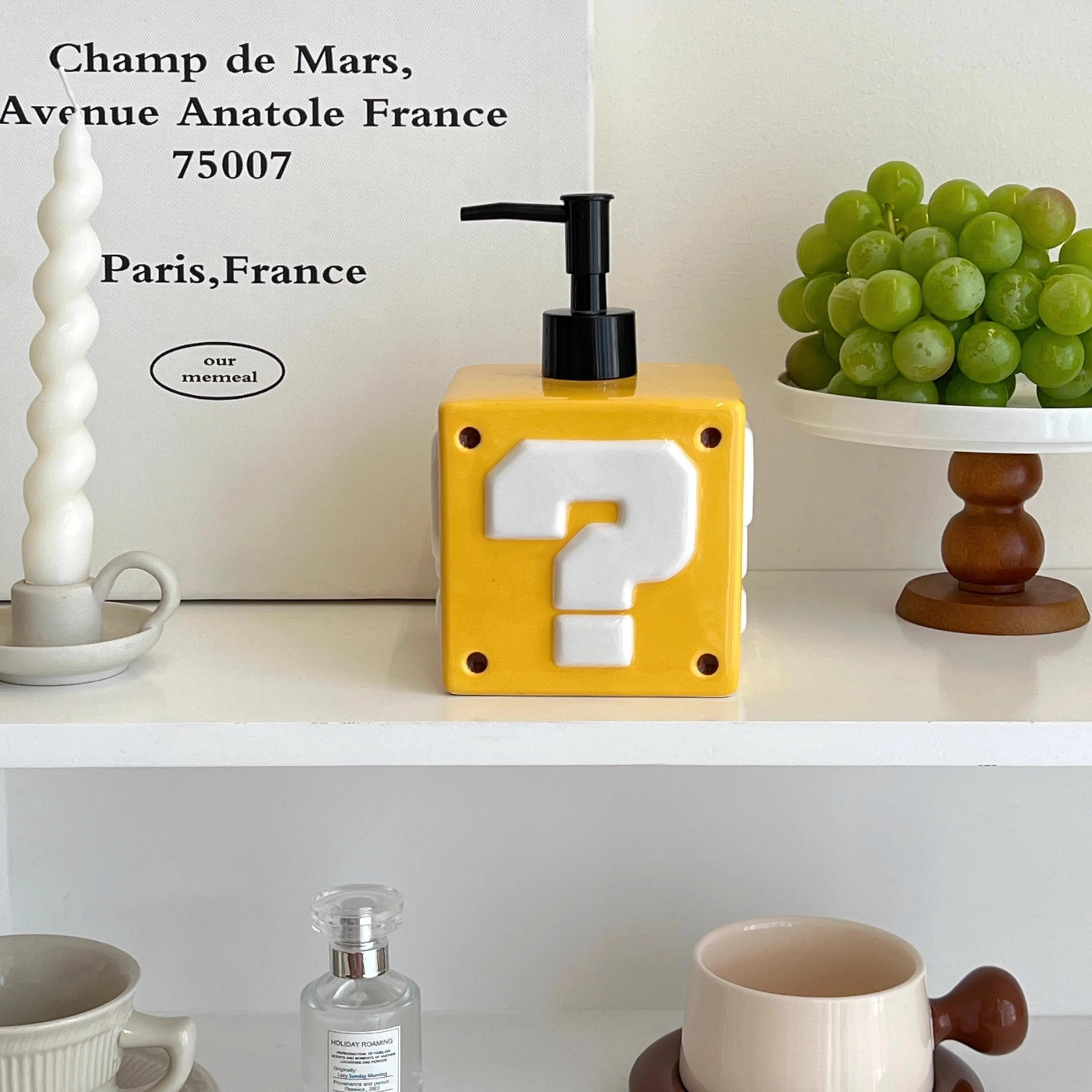 Press bottle shower gel bottle empty bottle hand sanitizer dispensing bottle creative cartoon gift bathroom supplies