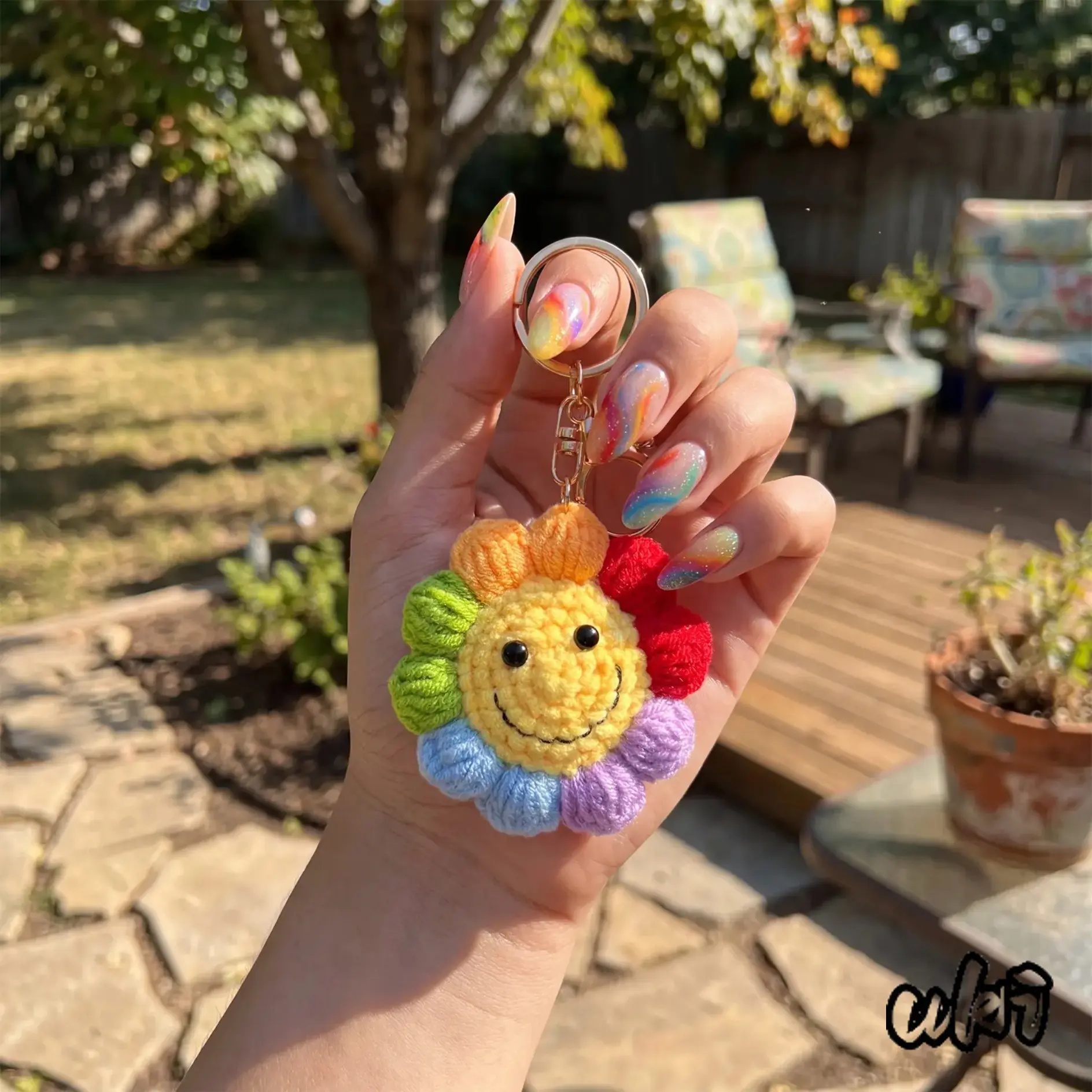 Cute Sunflower Crochet Keychain with Smiley Face, Handmade Soft Bag Charm Pendant, Unique Aesthetic, Affordable Friendship Gift for Best Friends, Affordable Small Friendship Presents, Cute Smiley Sunflower Appearance, Handmade Crochet, Soft Texture, Casua