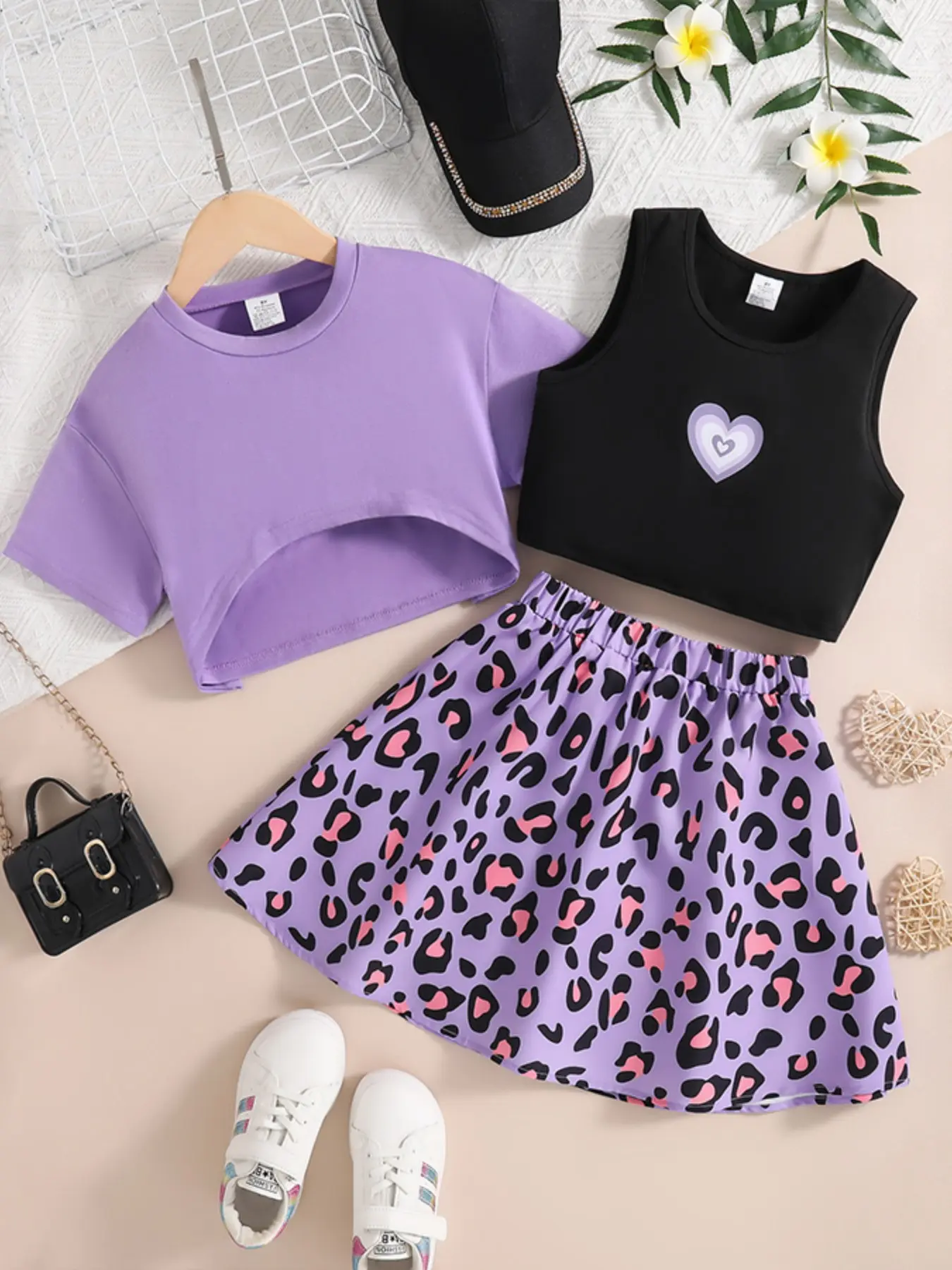 2026 Summer New Kids Party Style Set, Summer Outfits Set, Sweet Fresh Look, Slimming Short Top + Heart Print Vest + Leopard Half Skirt Three Piece Set