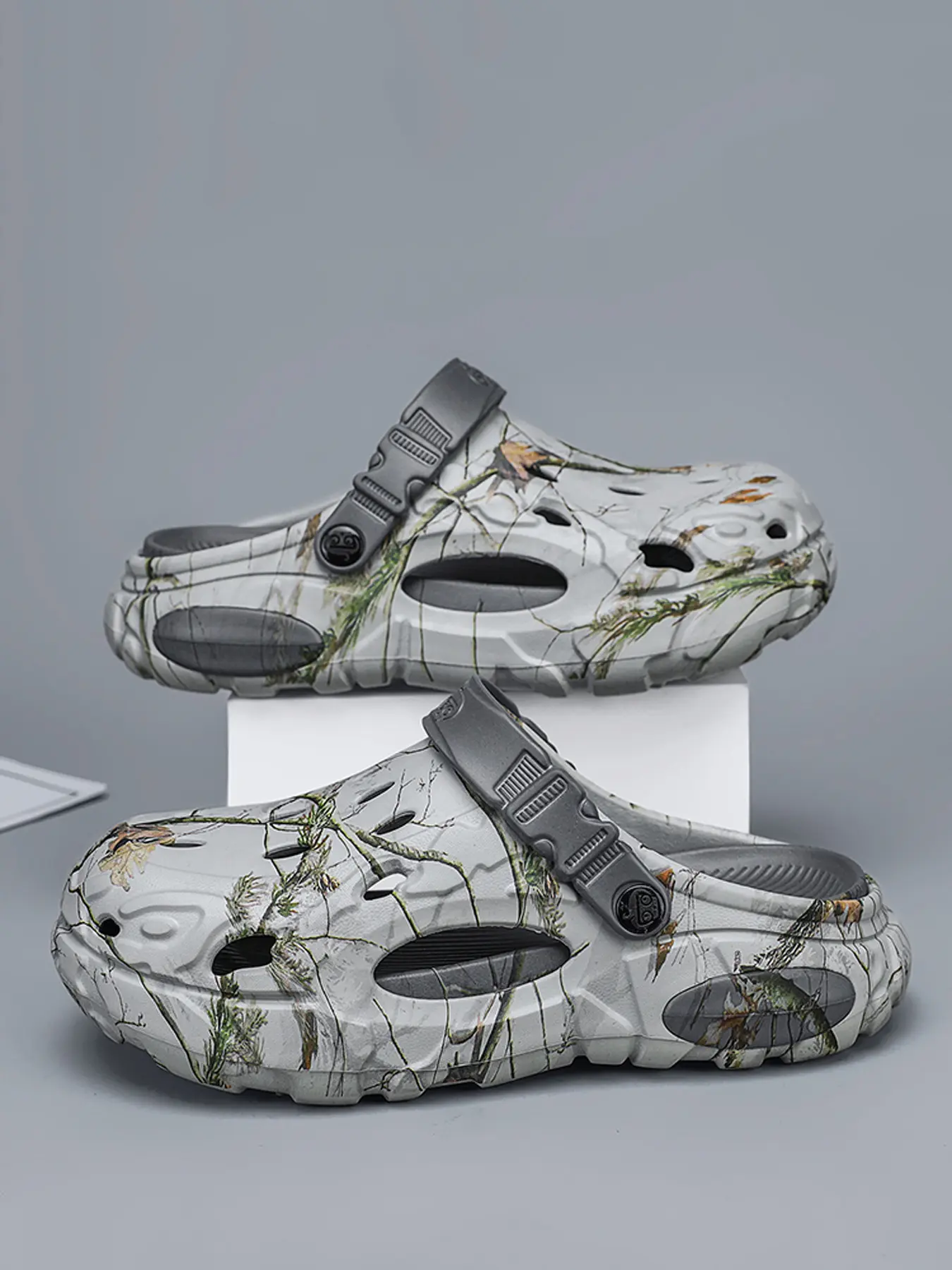 Men's Plant Print Outdoor Sandals, Thick Sole Adjustable Back Strap, Eva Lightweight Non-Slip Bottom, Multicolor for Home Bath Beach Car Wash