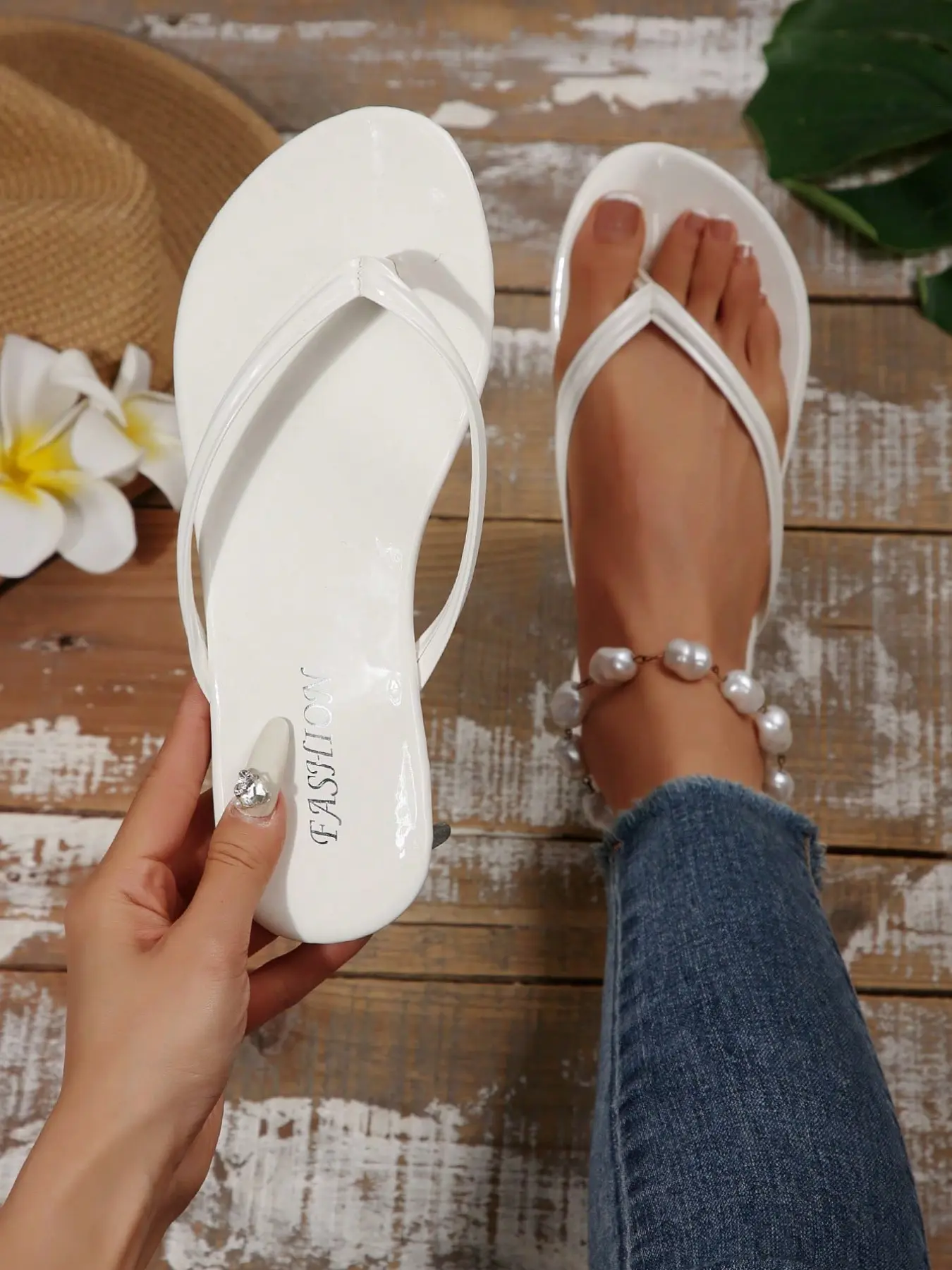 French Style Flat Slippers Sandals Footwear for Women, Summer New Sweet Fairy Style, Versatile Beach Resort Flip Flops, Perfect for Dates Parties Daily Wear, Casual Summer Sandals