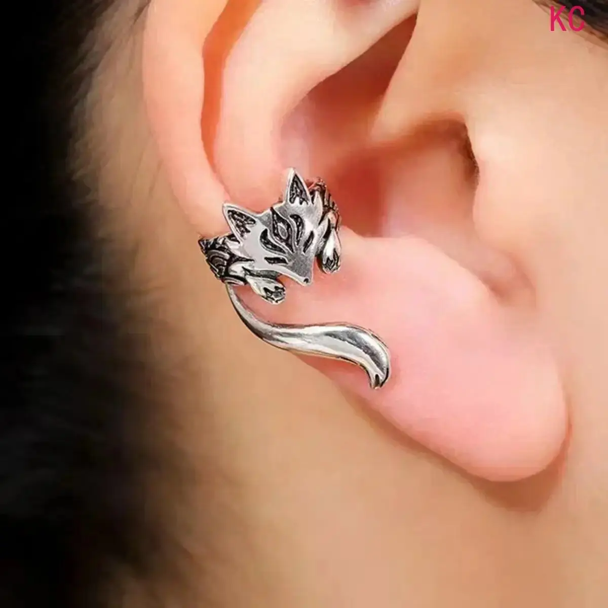 Distressed Silver Fox Ear Cuffs With Ear Hook, Faux Piercing Artificial Gemstone Ear Jewelry, Unique Trendy Accessories For Daily Matching