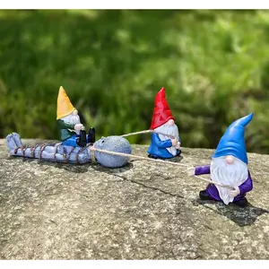 Garden Gnomes with Alien Figurine, Polyresin Naughty Gnome Statue for Patio Lawn Garden Porch Fence Outdoor Decoration