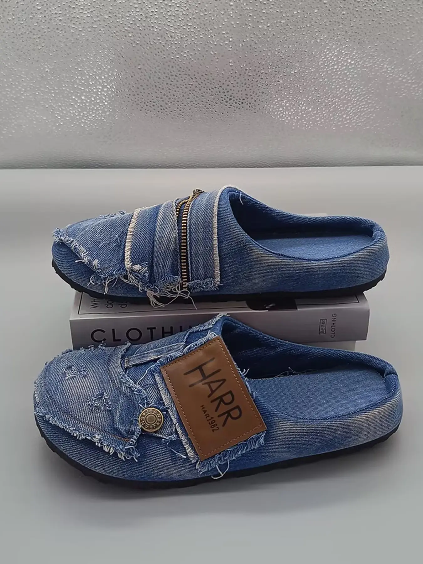 Men Vintage Frayed Denim Mule Slippers Distressed Ripped Design Zipper Detail Flat Comfort Walking Slides Footwear Walking Shoes