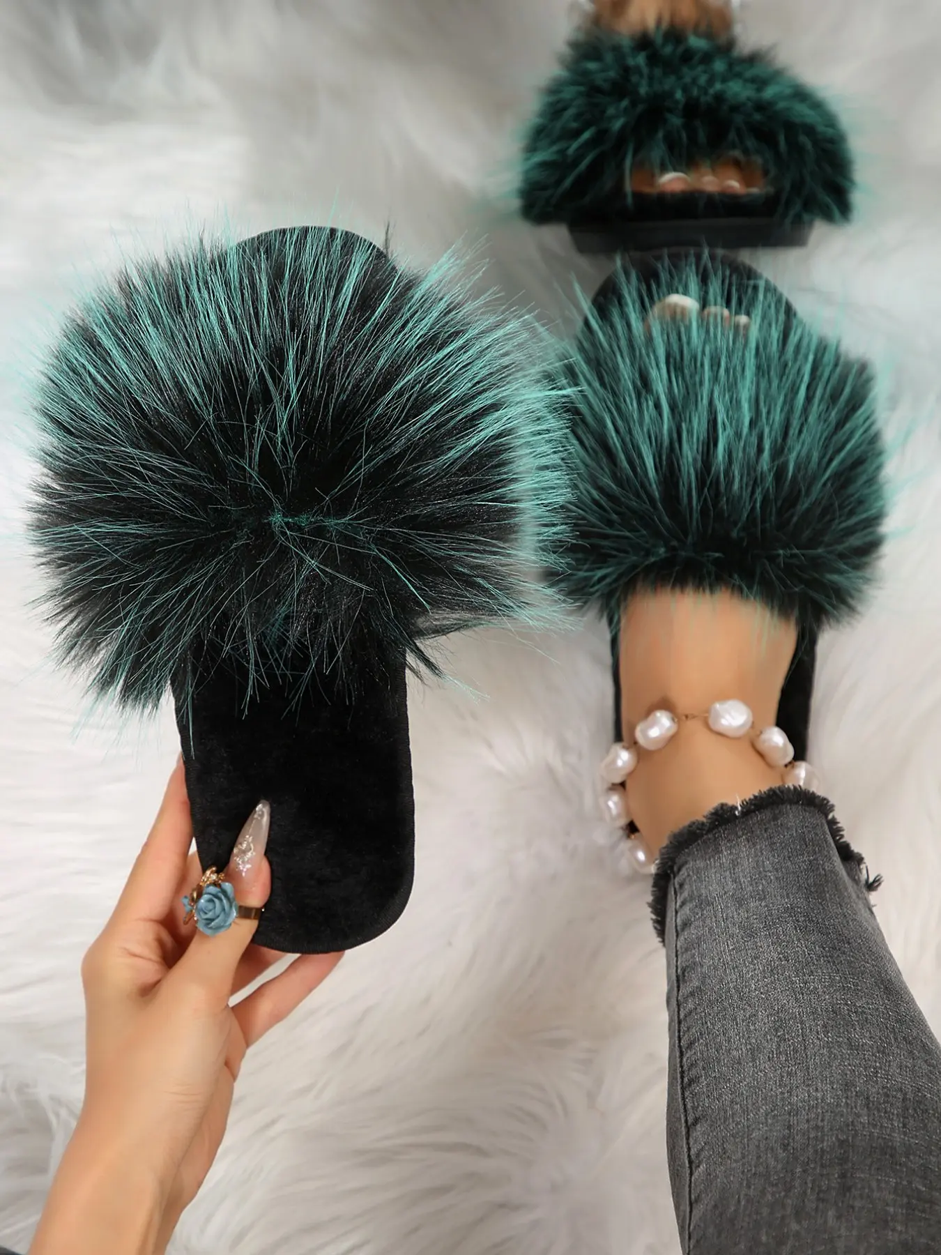 Gradient Long Plush Wide Sole Square Toe Flat Home Slippers, Fuzzy Fashion Slippers, Soft Comfortable Warm Barefoot Design, Multiple Colors Available