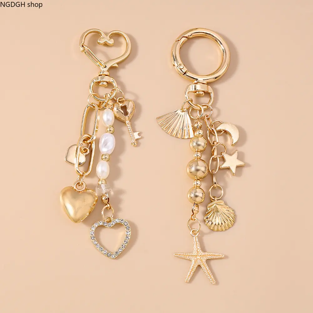 Coquette Gold‑Tone Bag Charm Keychain, Heart Pearl Starfish Moon Shell Dangle Key Ring, Multi‑Chain Rhinestone‑Inlaid Pendant, Heart‑Shaped Clasp for Purse Backpack Daily Decor & Gift‑Giving