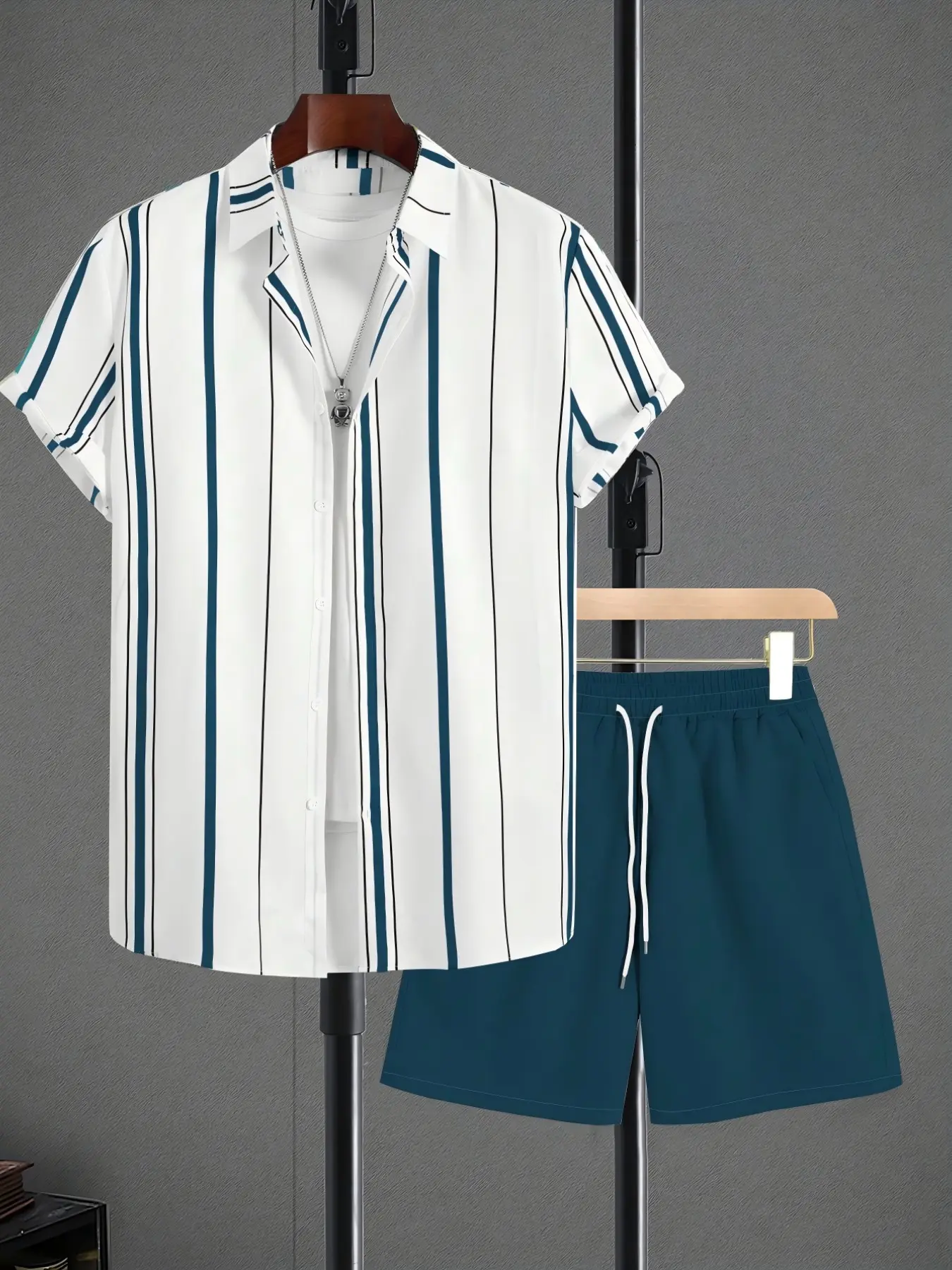 Men's Striped Short Sleeve Shirt Set, Summer Casual Lightweight Shirt and Shorts Two-Piece, Comfortable and Stylish Men's Apparel