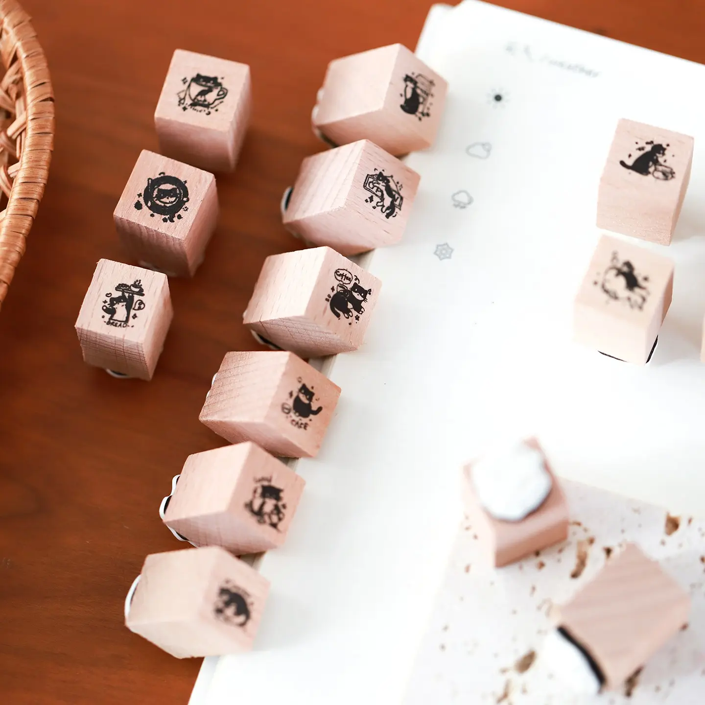 Cute Cat Mini Planner Stamps Set, High Aesthetic Cartoon Animal Patterns, Handmade DIY Check-In Decorations, Perfect for Crafting Enthusiasts