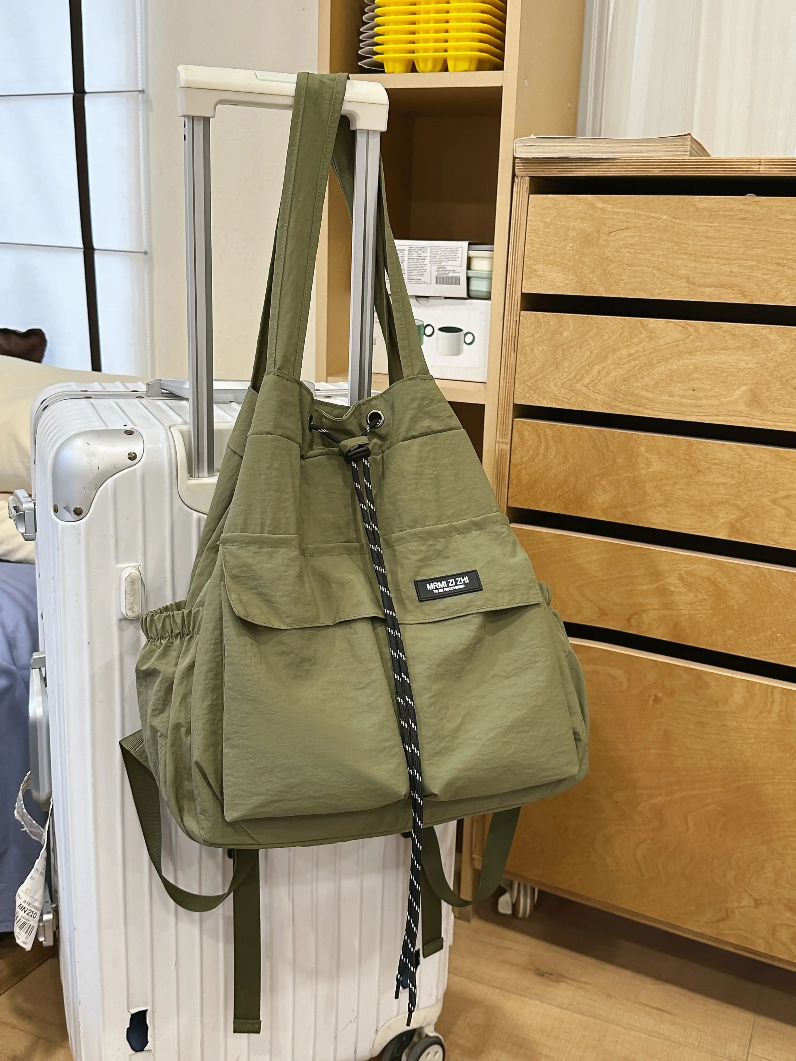 Women's Large Capacity Backpack, Casual Nylon Shoulder Bag, Multi-Pocket Design, Drawstring Closure, Ideal for Daily Use, School, Outdoor Activities