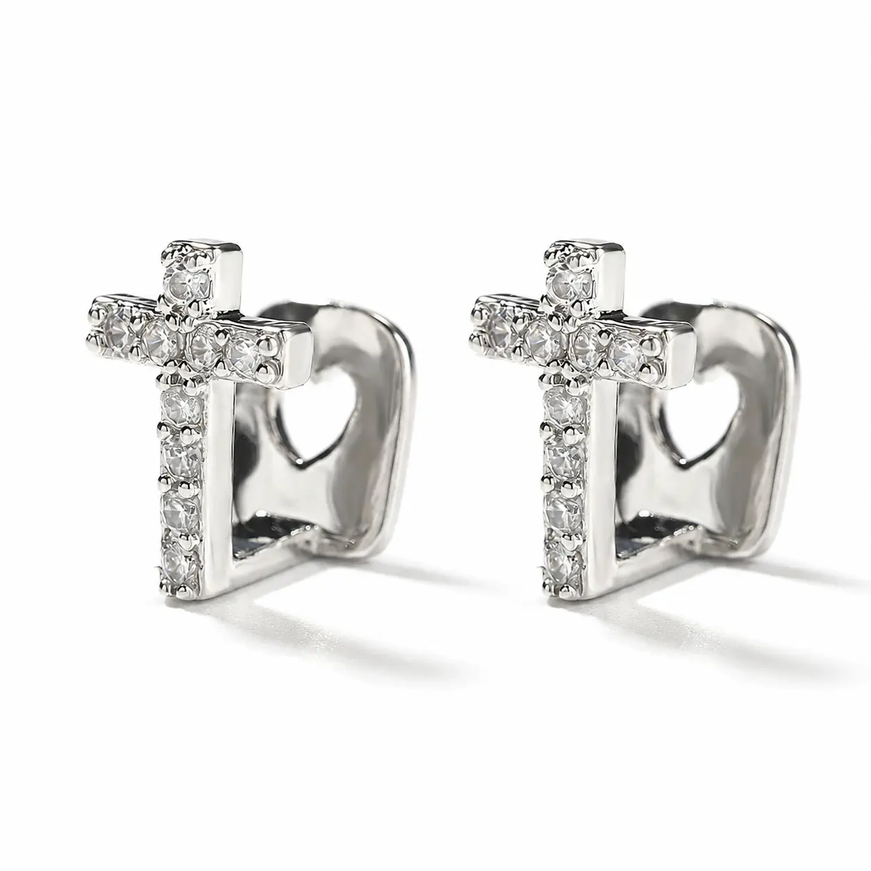 2PCS Tooth Grillz Iced Out Cross Cap 5A Zircon Micro Pave Crucifix Grillz Heart Cut Out Brass Punk Hip Hop Dental Mouth Piercing Jewelry