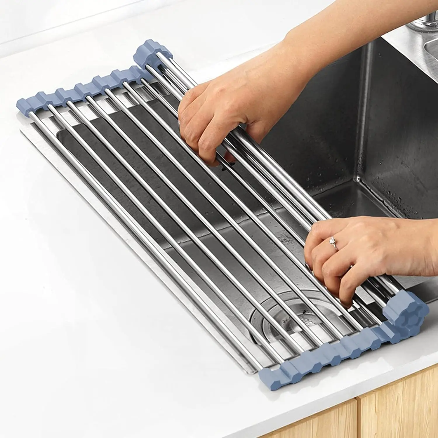 Over The Sink Dish Drying Rack, Roll Up Dish Drying Rack Kitchen Dish Rack Stainless Steel Sink Drying Rack, Foldable Dish Drainer, 17.5''x11.8'', Dish Drying Mat, Undermount Kitchen Sink