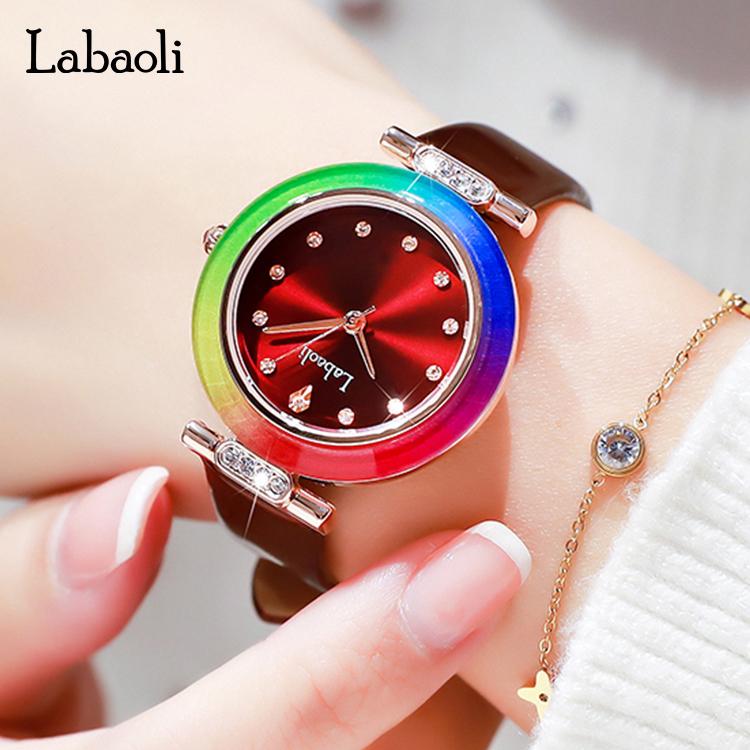 Women's Quartz Watch, Round Dial, Stainless Steel Strap, Elegant Design, Perfect for Parties & Daily Wear, Includes Gift Box, Stainless Steel Wristwatch