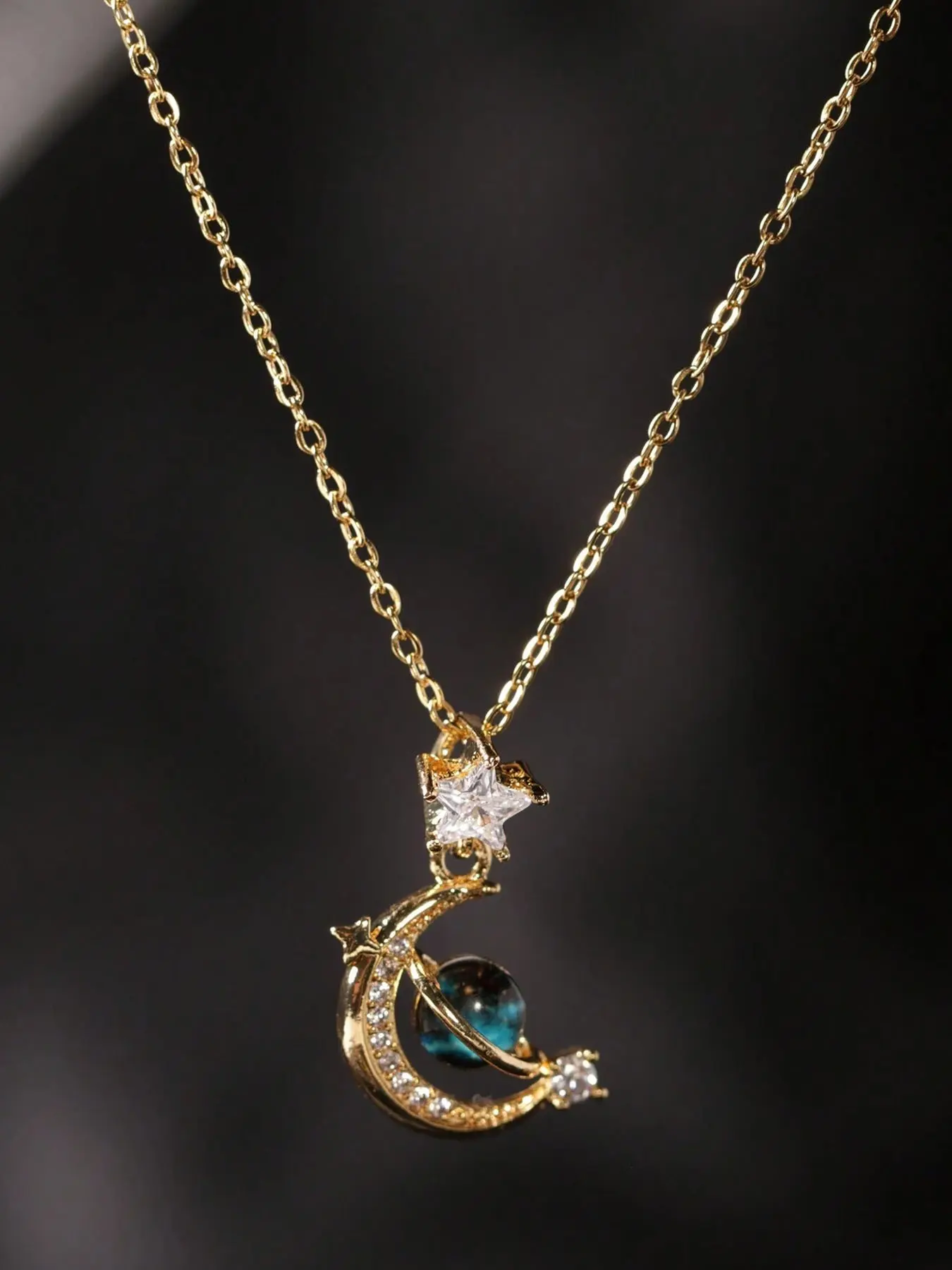Luxurious Zircon Planet Necklace for Women, Elegant Moon Star Pendant Choker, Perfect Gift for Girlfriend, Daily Wear Jewelry