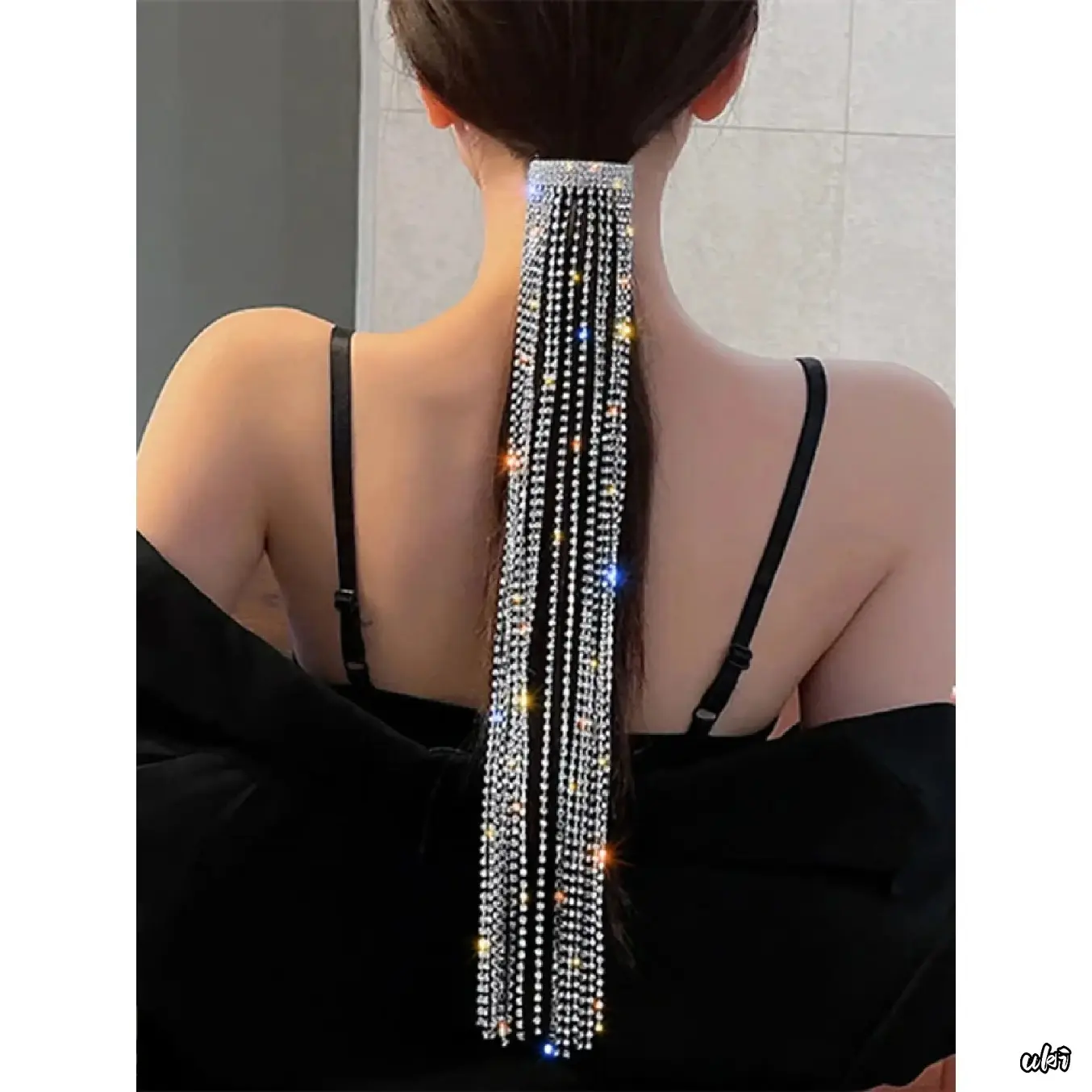 Shiny Silver Geometric Long Fringe Rhinestone Hair Clip - Women's Luxury Sparkling Bag Accessory, Elegant Bridal Wedding Formal Updo Decor, Accessories for Women, Rhinestones, Luxurious, Brides, Fringe Effect, Sparkle Frame, Elegant Updos, Sparkle Shine