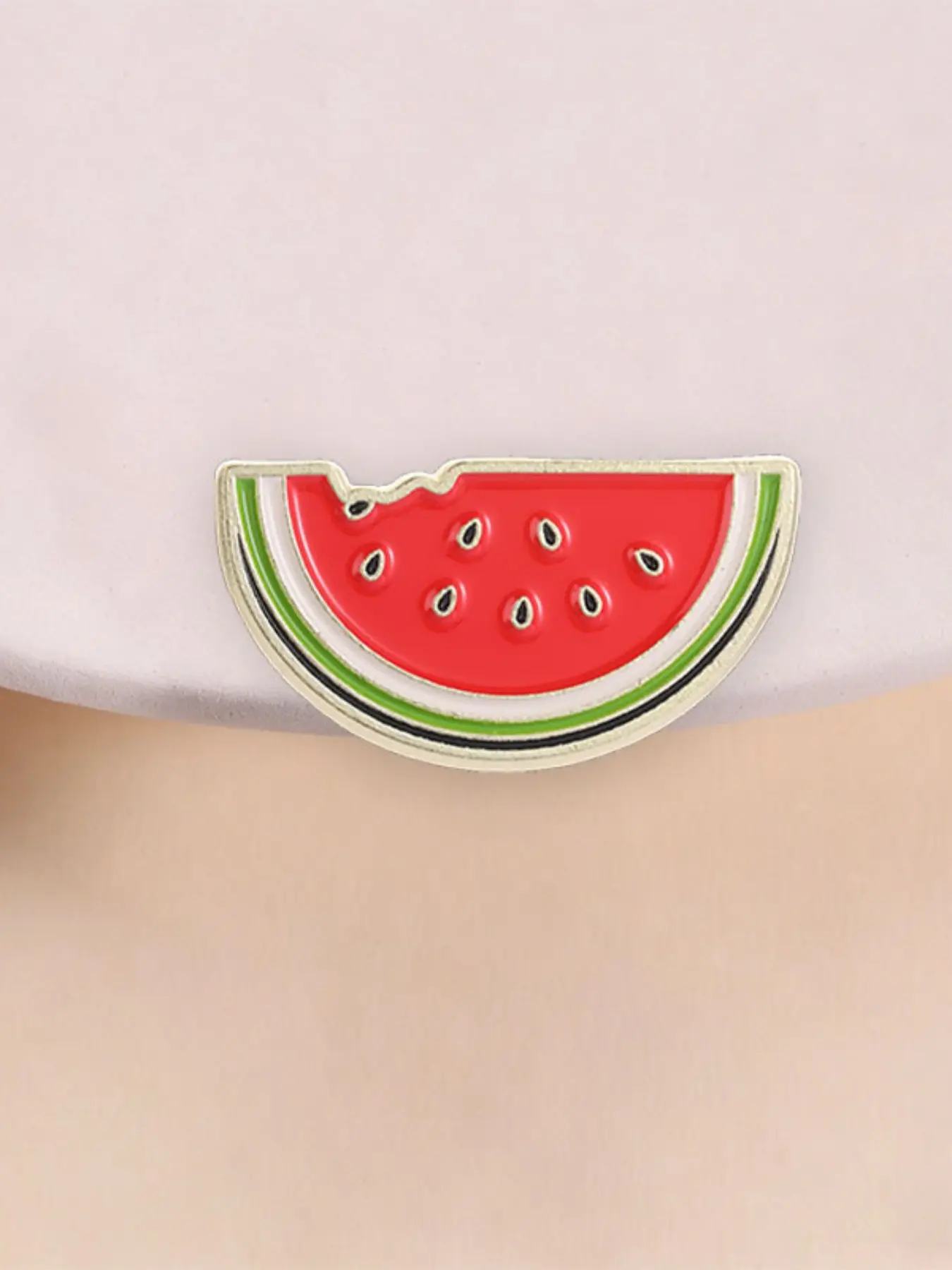 Cartoon Watermelon Enamel Pin, Bitten Watermelon Slice Flag Color Clip, Peace Back Pack Decoration Gift, Unique Fashion Accessory