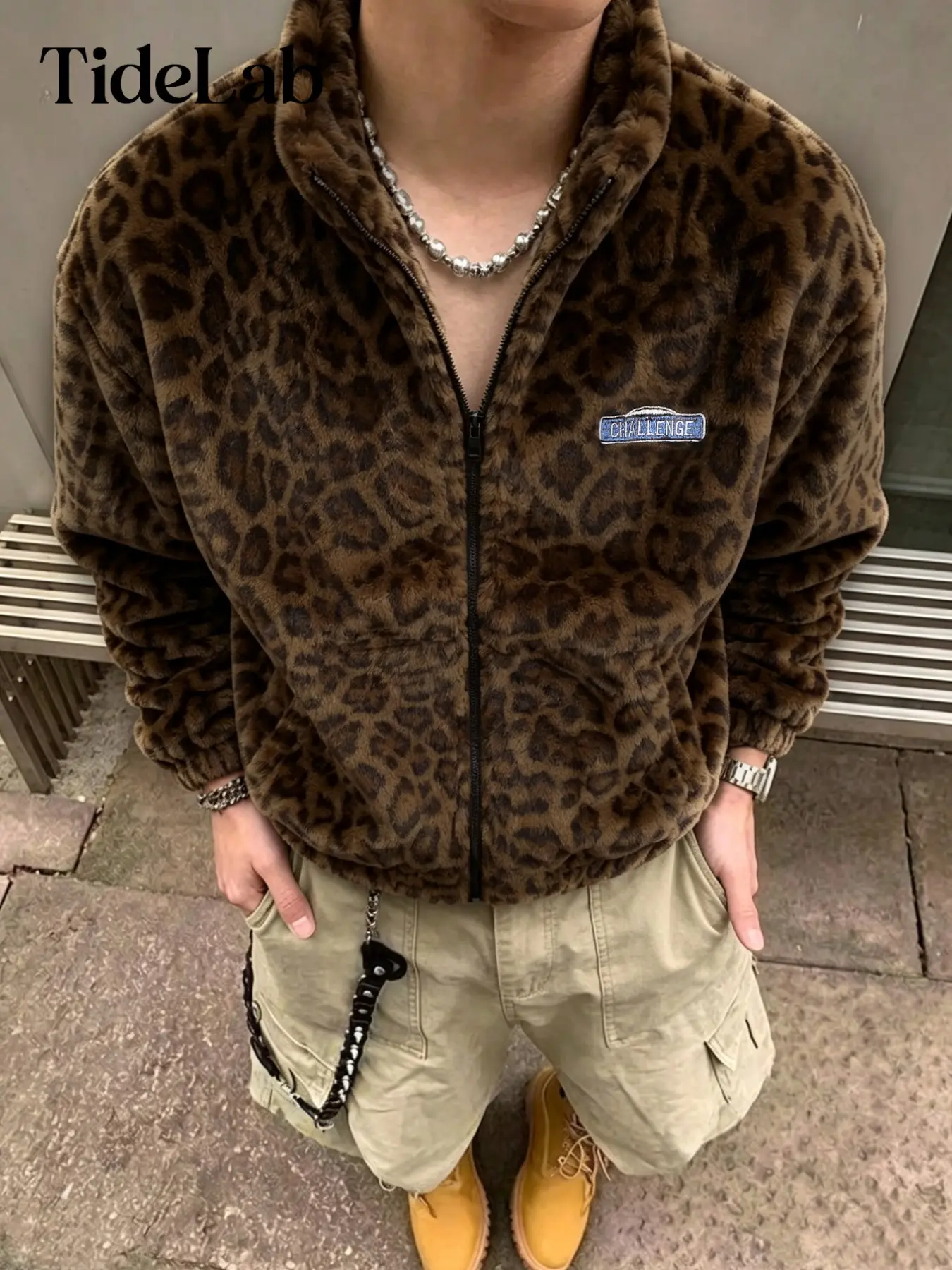 Unisex Retro Leopard Print Faux Fur Stand Collar Coat, Embroidered Logo Zipper Plush Streetwear, American Vintage Style Outerwear