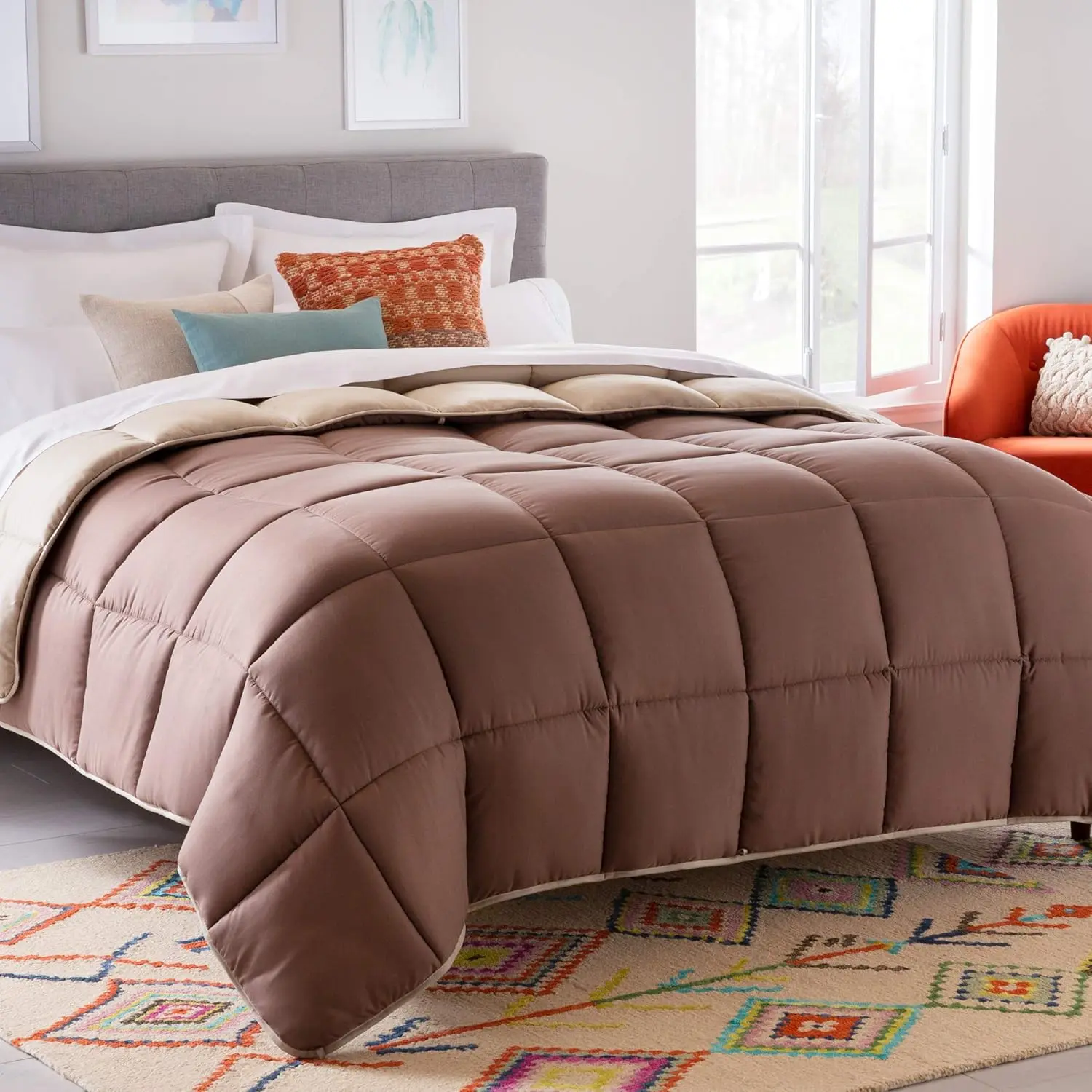 Reversible Down Alternative Comforter and Duvet Insert, for Full Size Bed – All-Season Comforter with Box and 8 Duvet Loops – Bedding for Kids, Teens, and Adults – Sand / Mocha
