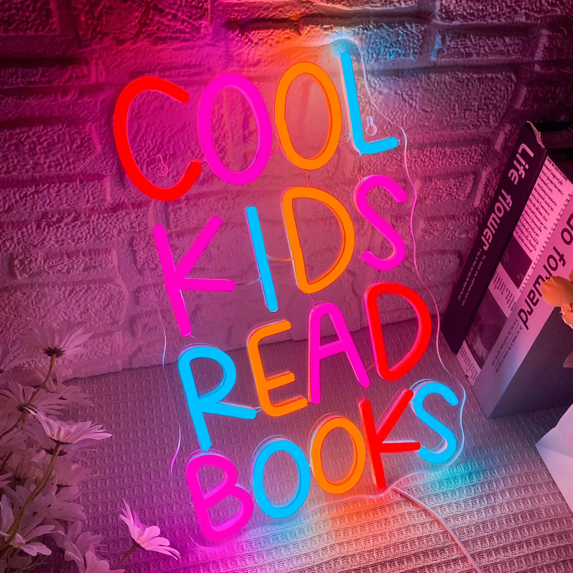 Back-to-school gift: Cool Kids Read Book LED Neon Light Decorative Neon Sign - USB Powered Colorful Reading Room Decoration, Children's Gift, Bookstore, Library, Classroom Decoration