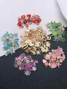 150pcs Mixed Bulk Fashion Enamel Colorful Assorted Charm KC Golden Heart Shape Flower Pendant for DIY Women Bracelet Necklace Earrings Jewelry Making Craft Supplies Accessories