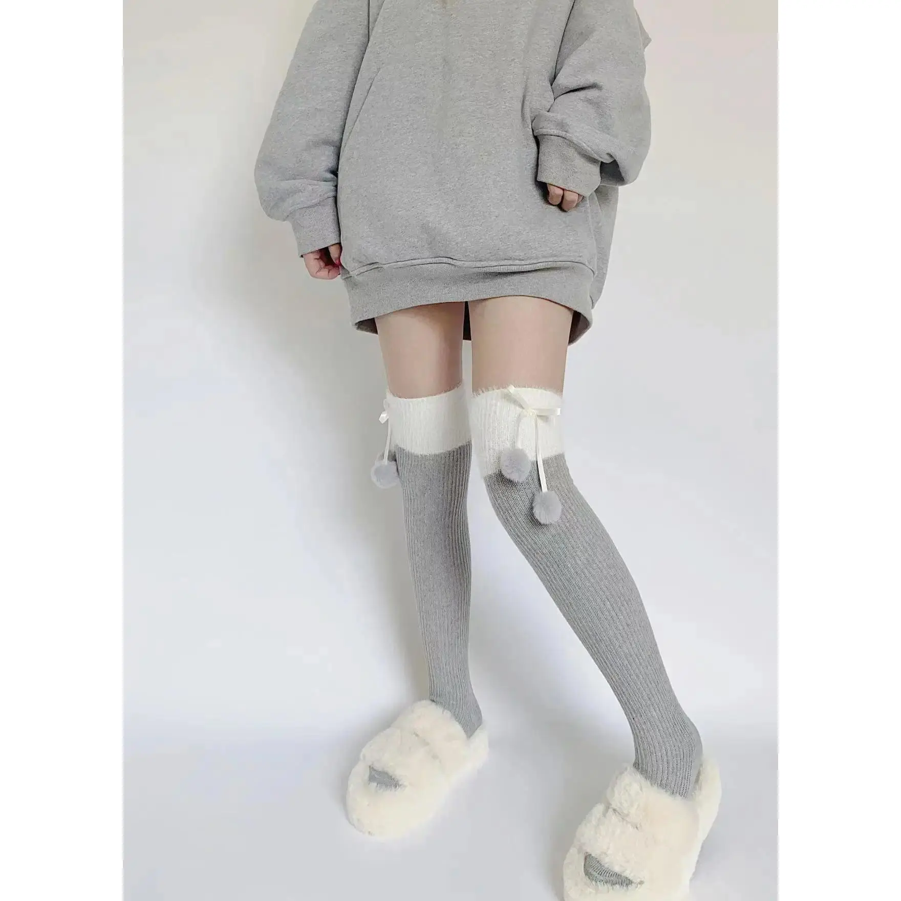 Winter Warm Sleep Sock Thicken Kawaii Girl Stocks Thermal Leg Warmers Women Long Socks Cute Thigh High Socks with Ball of Yarn