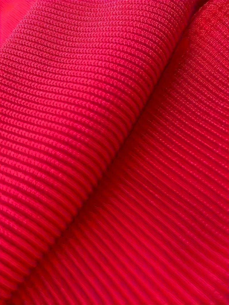 Men's Sports Set - Round neck Long sleeved Top with Strap up Running Pants, Polyester Knitted Fabric, Regular Style Sportswear, Printed Details, Autumn 2-piece Set.