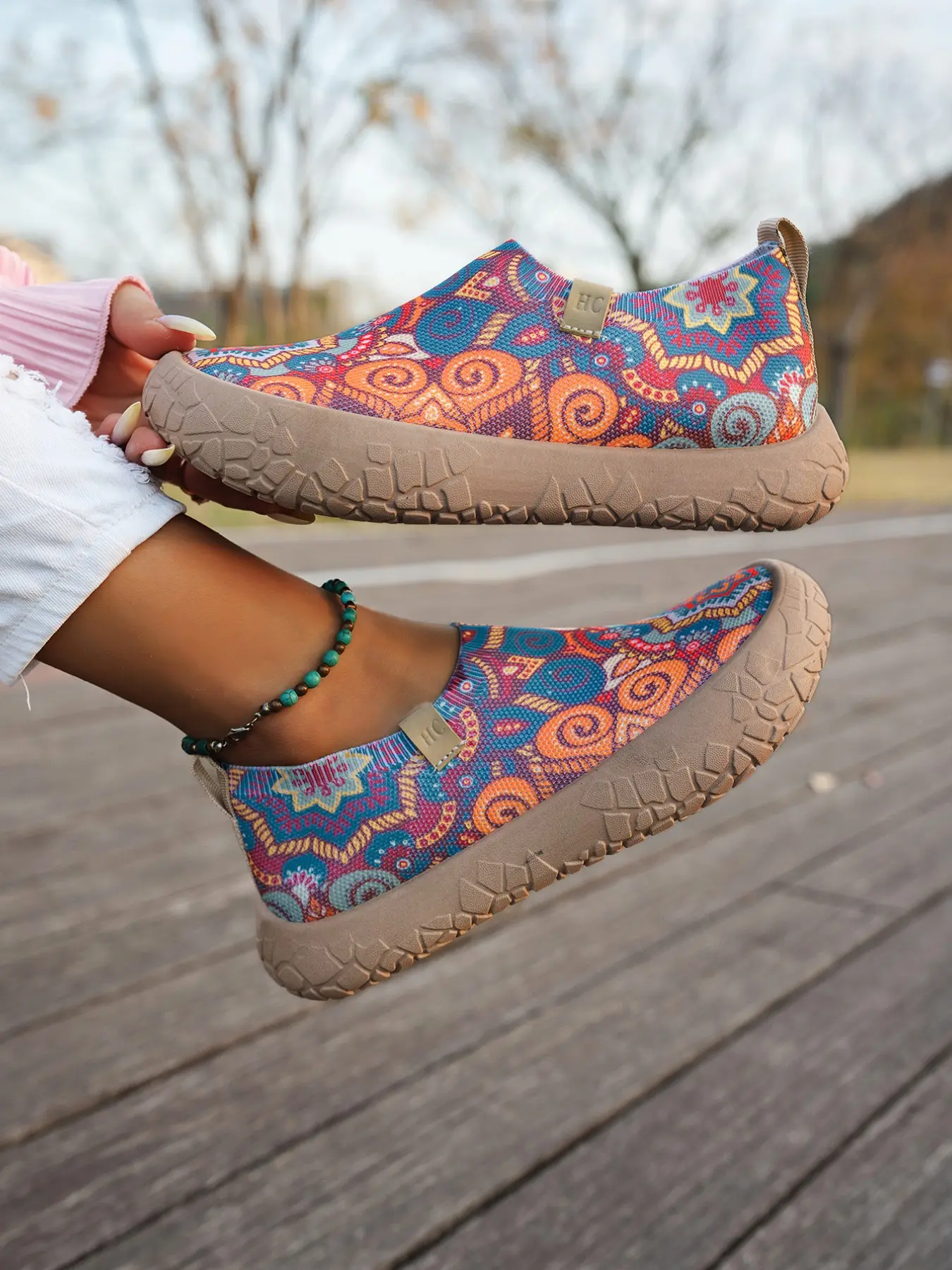 New Retro Mandala Hollow Out Mesh Slip-On Shoes, Shock Absorbing Anti-Slip Casual Women's Footwear, Ideal for Travel and Walking