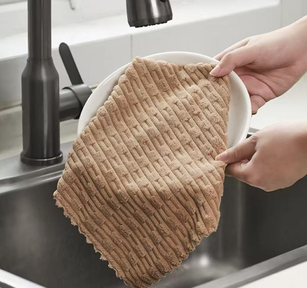 5pcs Teacup Embroidered Dishcloths, Quick-Dry Cleaning Rags, Thickened Large Kitchen Towels, Soft and Breathable, Bathroom Hand Towels, Car Wiping Cloths, Tableware and Glass Cleaning Cloths, Multi-functional Multi-purpose Square Towels