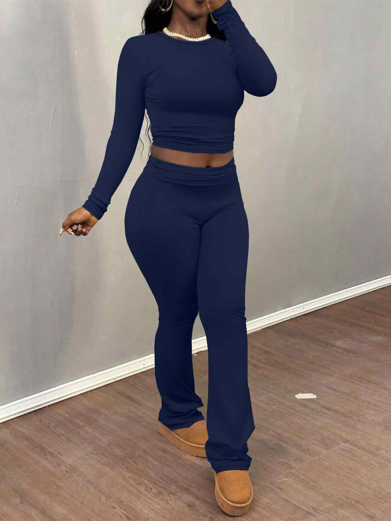 Women's Solid Long Sleeve Crop Top & Flare Leg Pants Two-piece Set, Casual Fashion Cozy Basic Round Neck Top & Bell Bottom Trousers for Daily Outdoor Wear, Women's Clothing for Fall & Winter