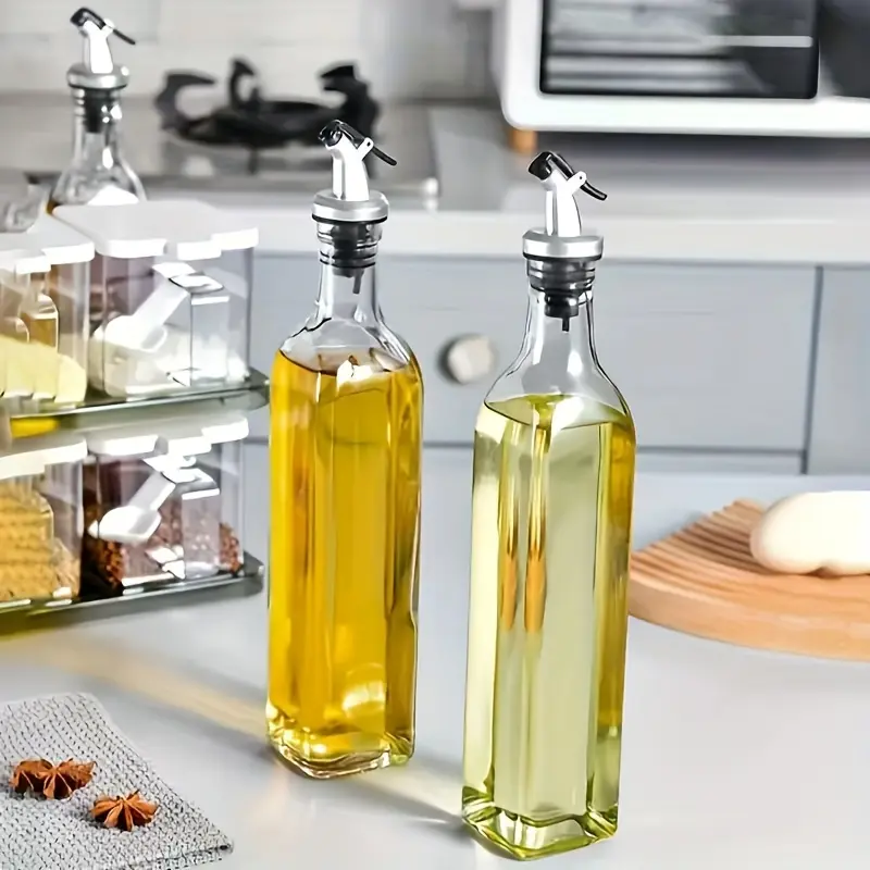 Double pack 8.45-ounce high-quality glass oil vinegar bottle, Oil Bottles For Kitchen, elegant square design, suitable for olive oil, Olive Oil Dispenser, and seasonings - durable, space saving, and easy to carry, Kitchenware