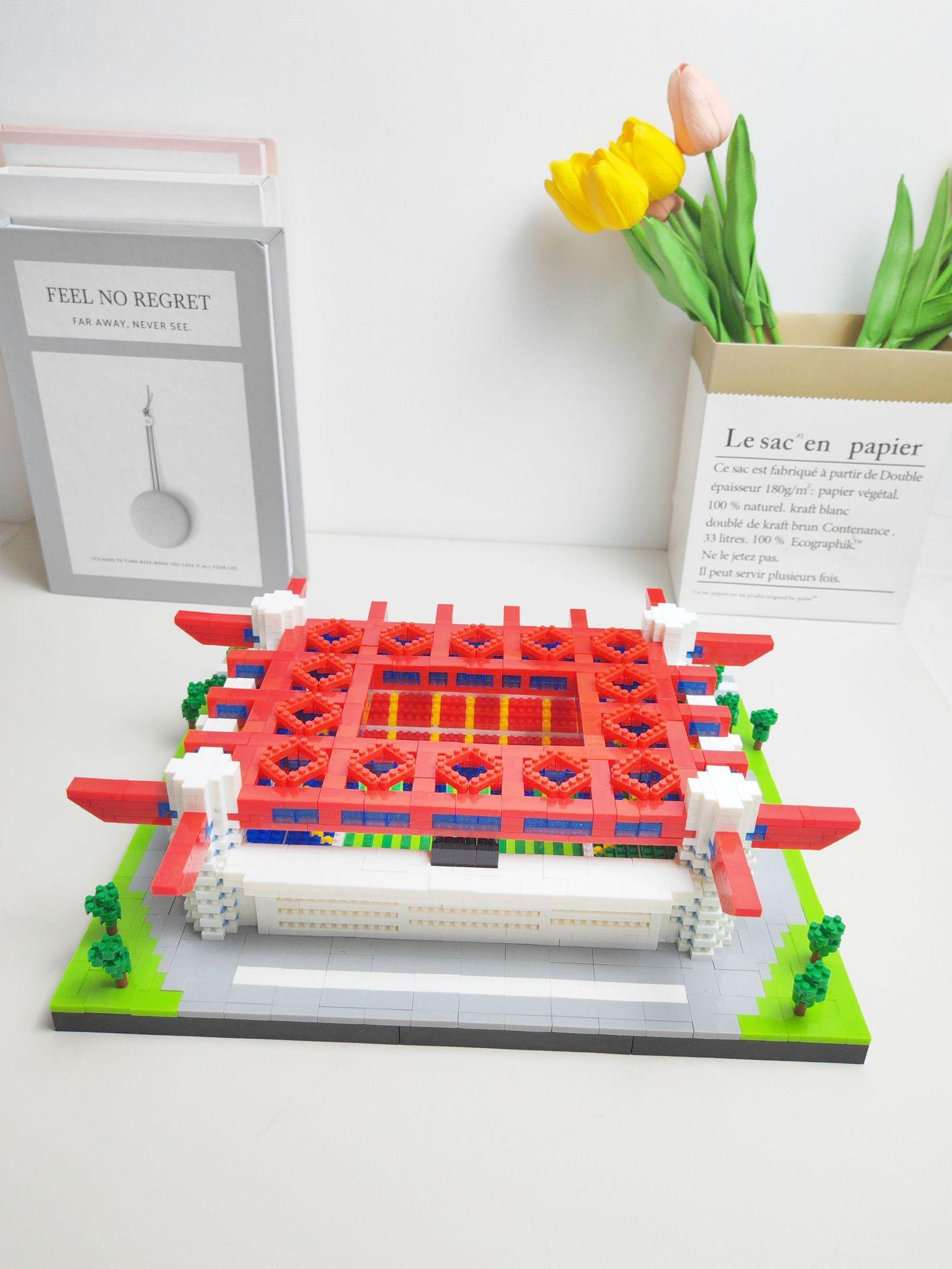 Popular football building blocks, freely assembled educational toys, micro-particle ornaments, export building blocks