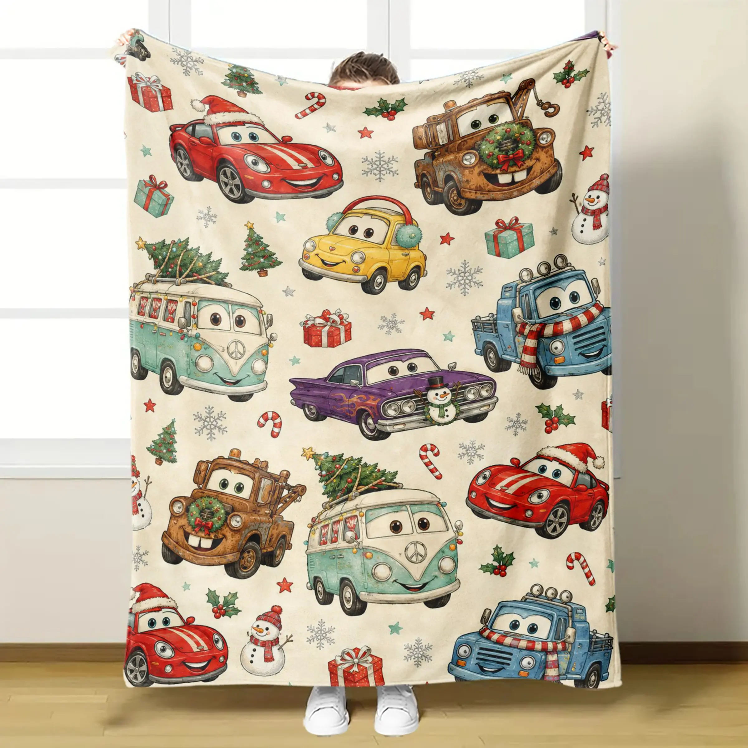 Festive Cartoon Car Christmas Flannel Blanket, Santa Hat Truck Van Candy Cane Pattern Fuzzy Throw Blanket, Warm Comfortable All‑Season Blanket for Children Bedroom Xmas Present