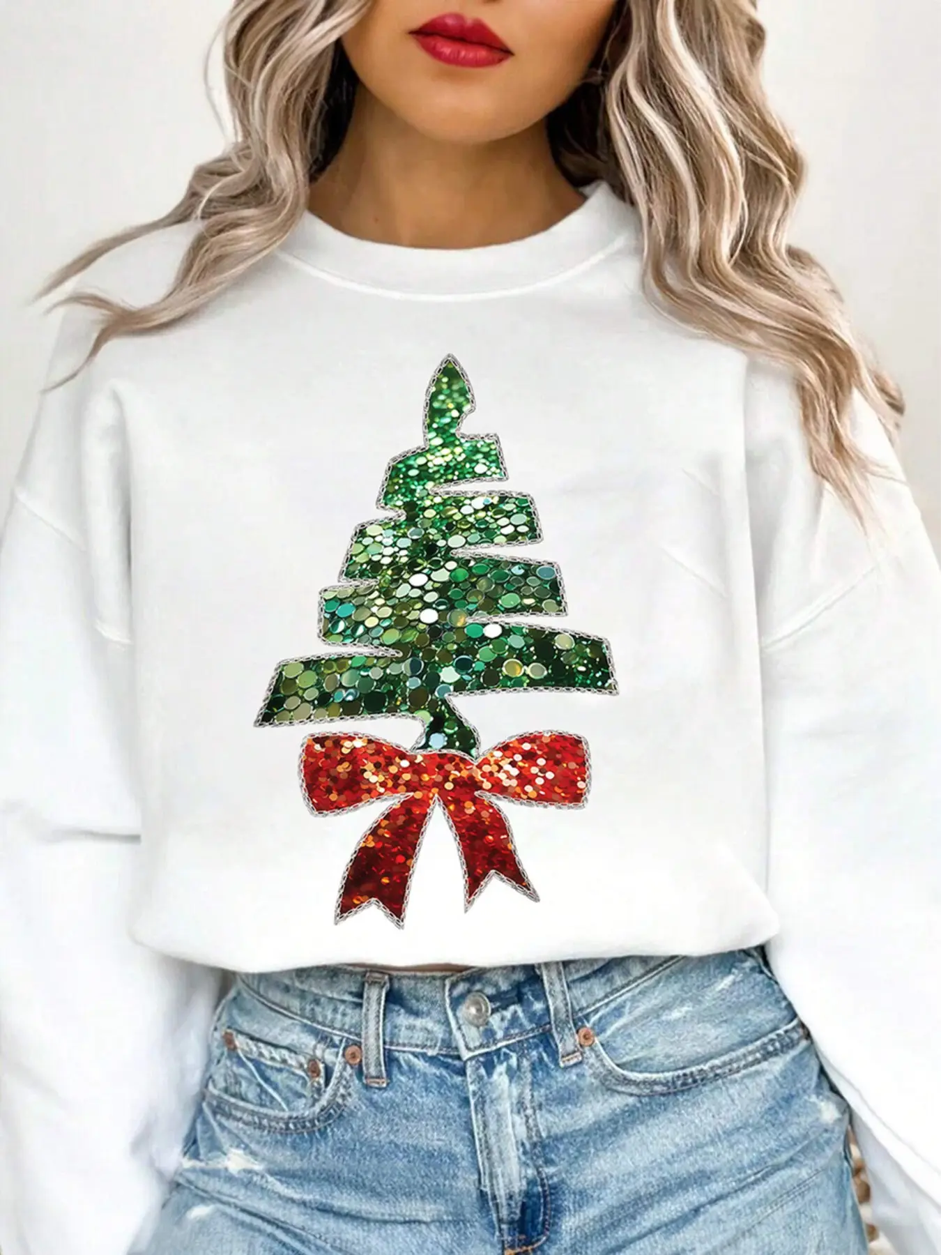 Women's Winter Christmas Sweatshirt, Glittering Sequins Tree & Bow Print, Loose-Fit Long Sleeve, Casual Holiday Party Gift