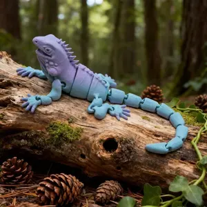 3D Printed Realistic Multicolor Lizard Figurine - Articulated Fidget Figurines with Movable Joints, Mini Desktop Ornament for Sports & Outdoor Gear Accessorizing