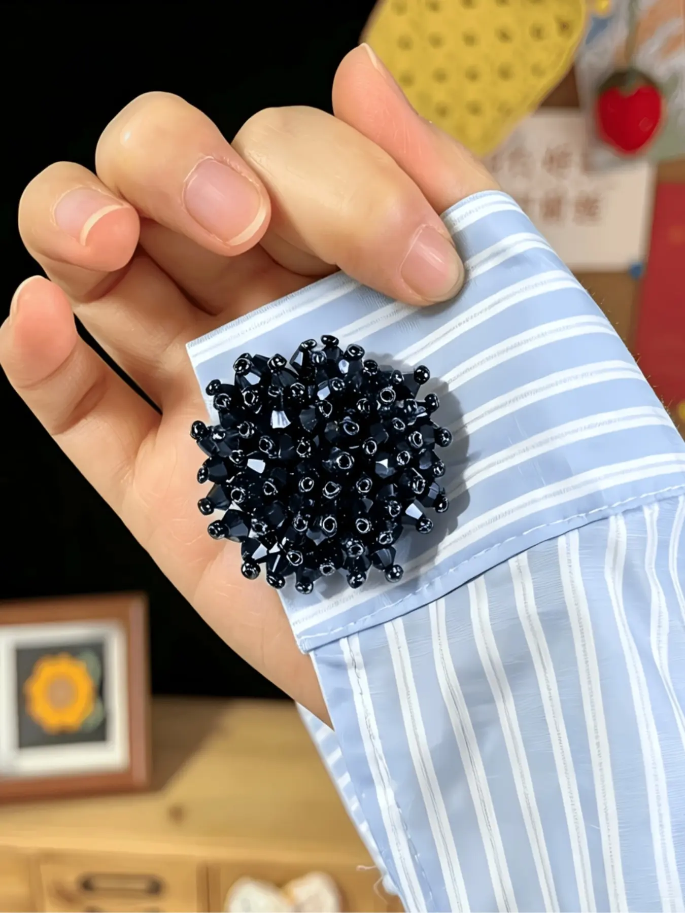 2Pcs Handmade Dark Navy Multi-Faceted Crystal Bead Flower Button Covers, No-Sew Detachable Cuff Decor Buttons, Luxury Rhinestone Cuff Links, Women Blouse Dress Collar Accessories, Ornaments for Commute, Wedding, Banquet & Gift