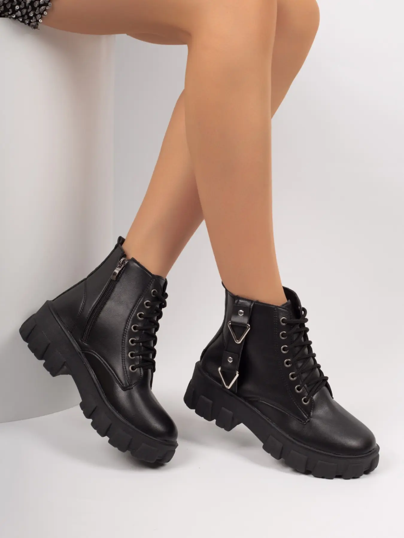 Student Campus Commute Essential Short Boots, Thick Sole Softly Lengthens Leg Lines, Perfect for Class Trips and Club Activities, Footwear